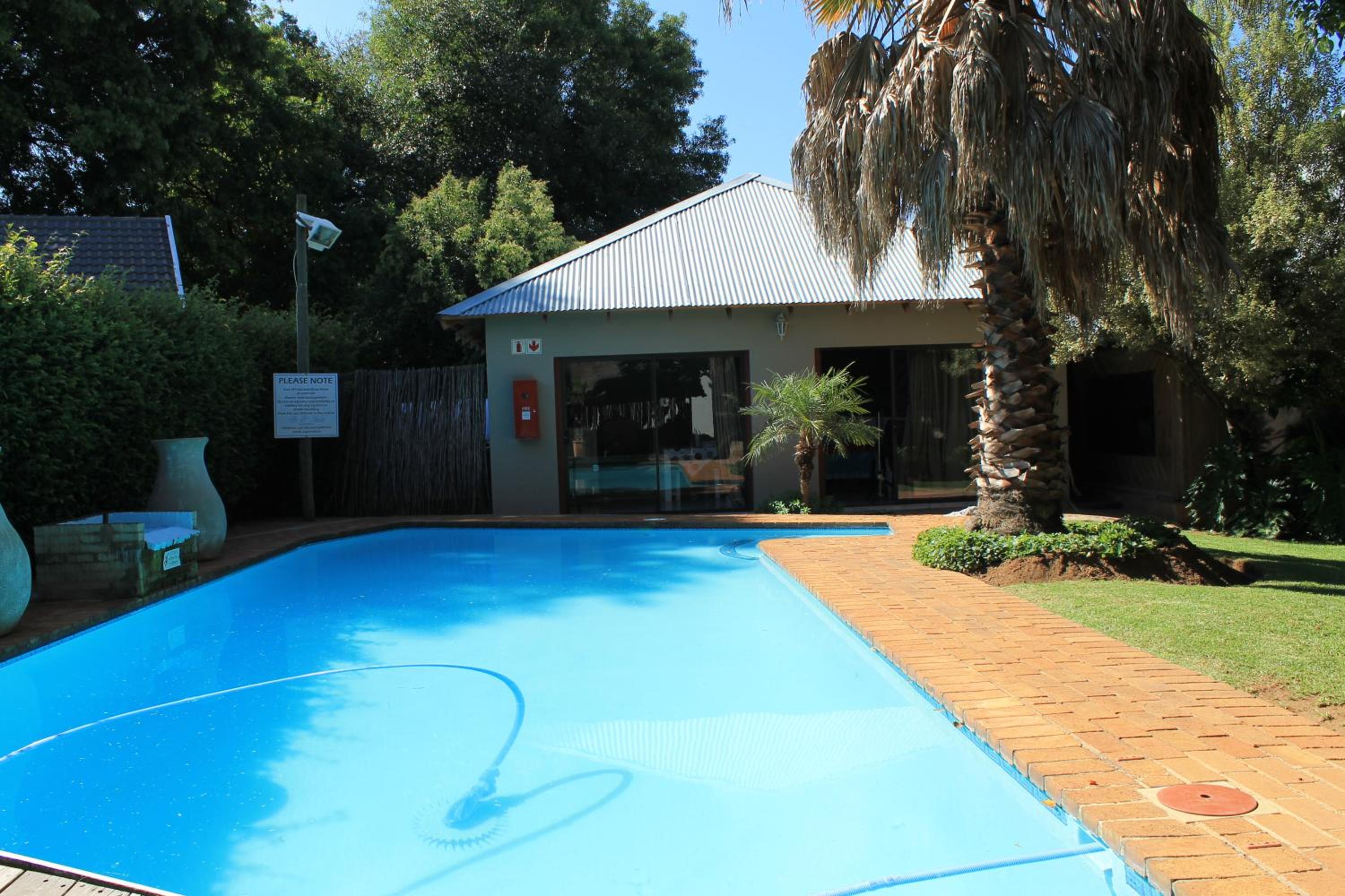 Fin and Feather Guest Lodge