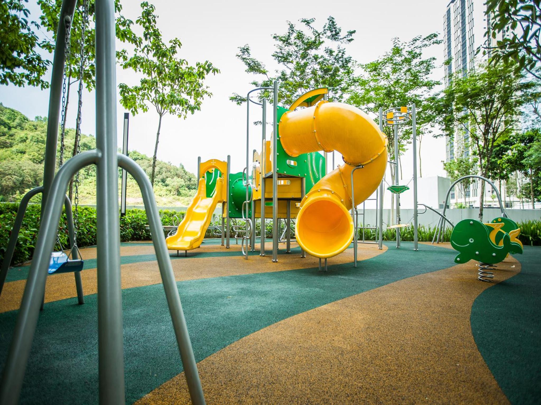 Iskandar Puteri Medini Famous Theme Park photo 8