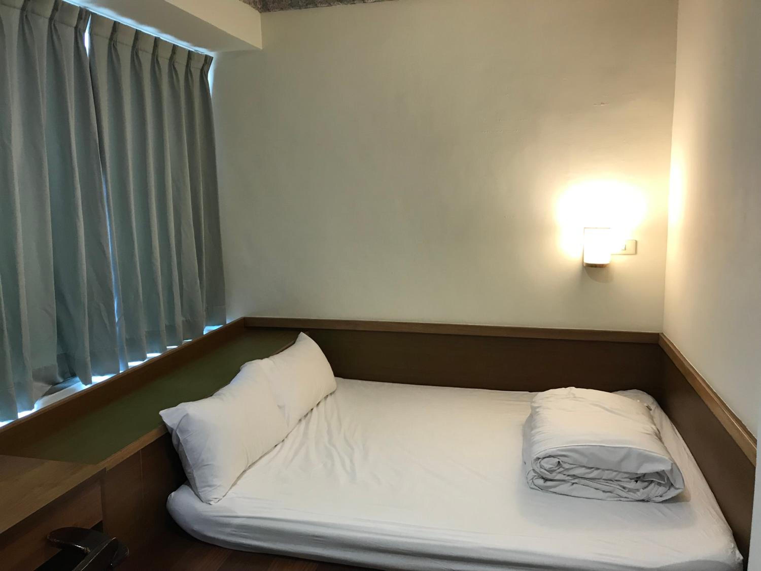 ISING HOTEL