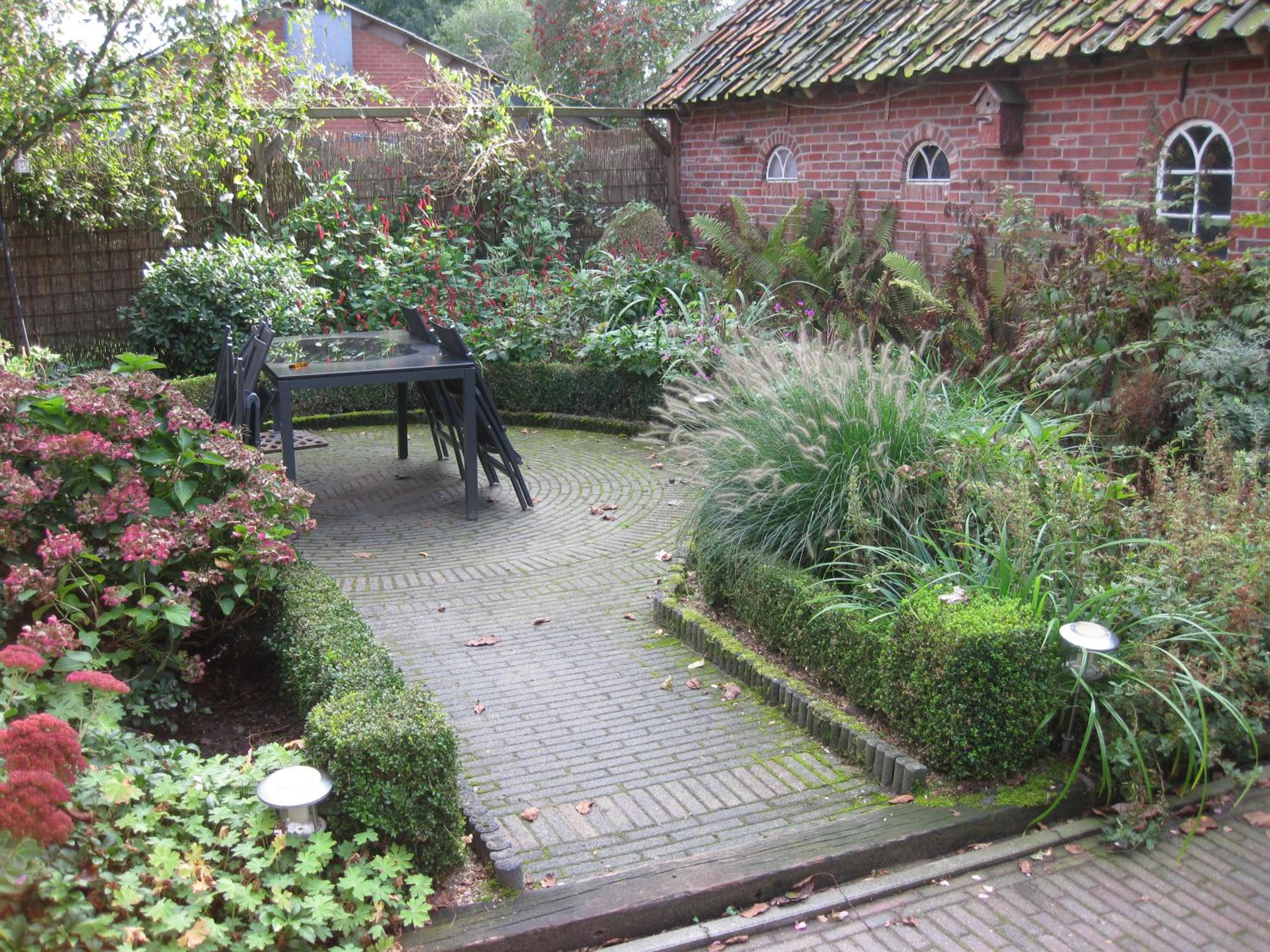 Photo 12