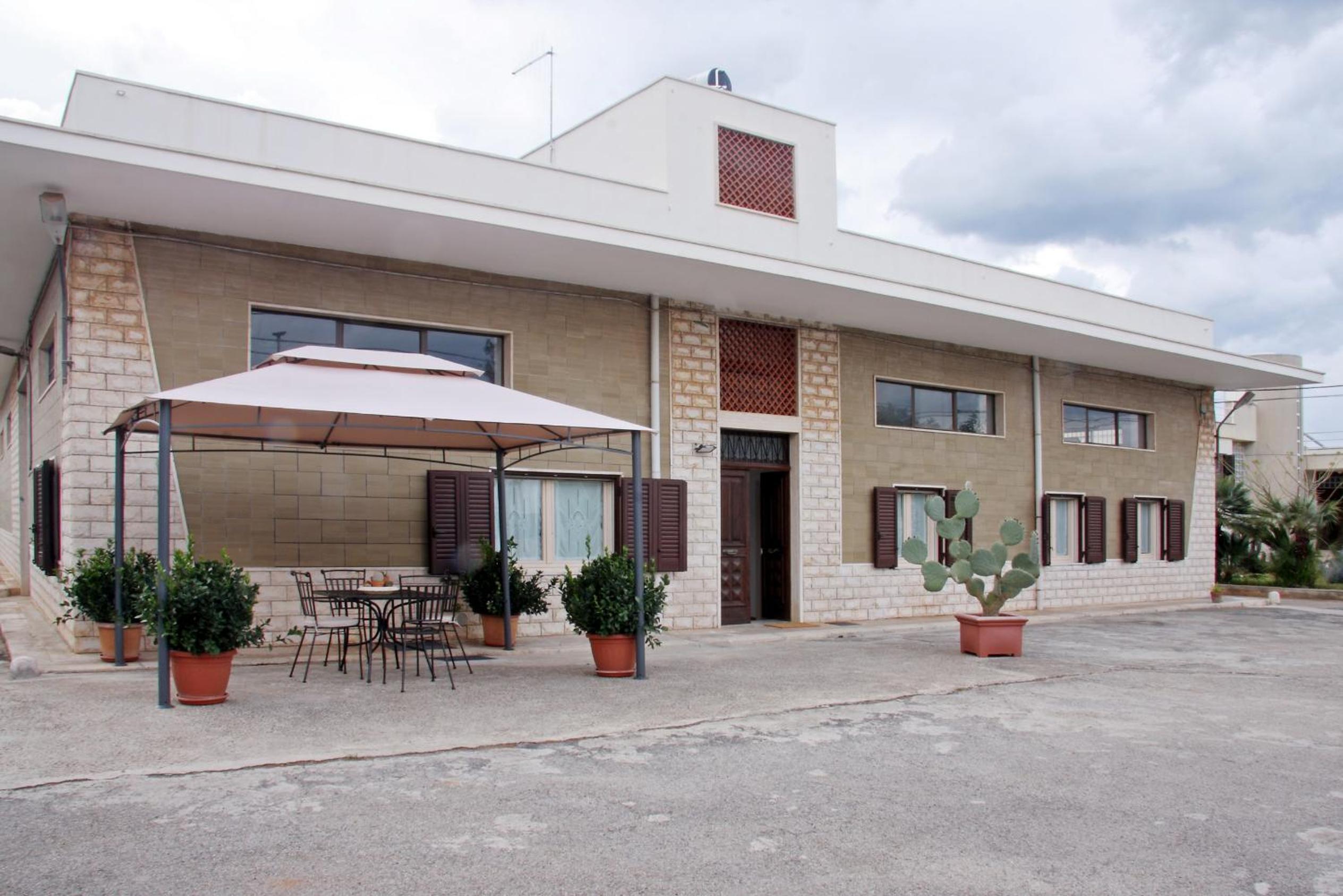 Photo 23