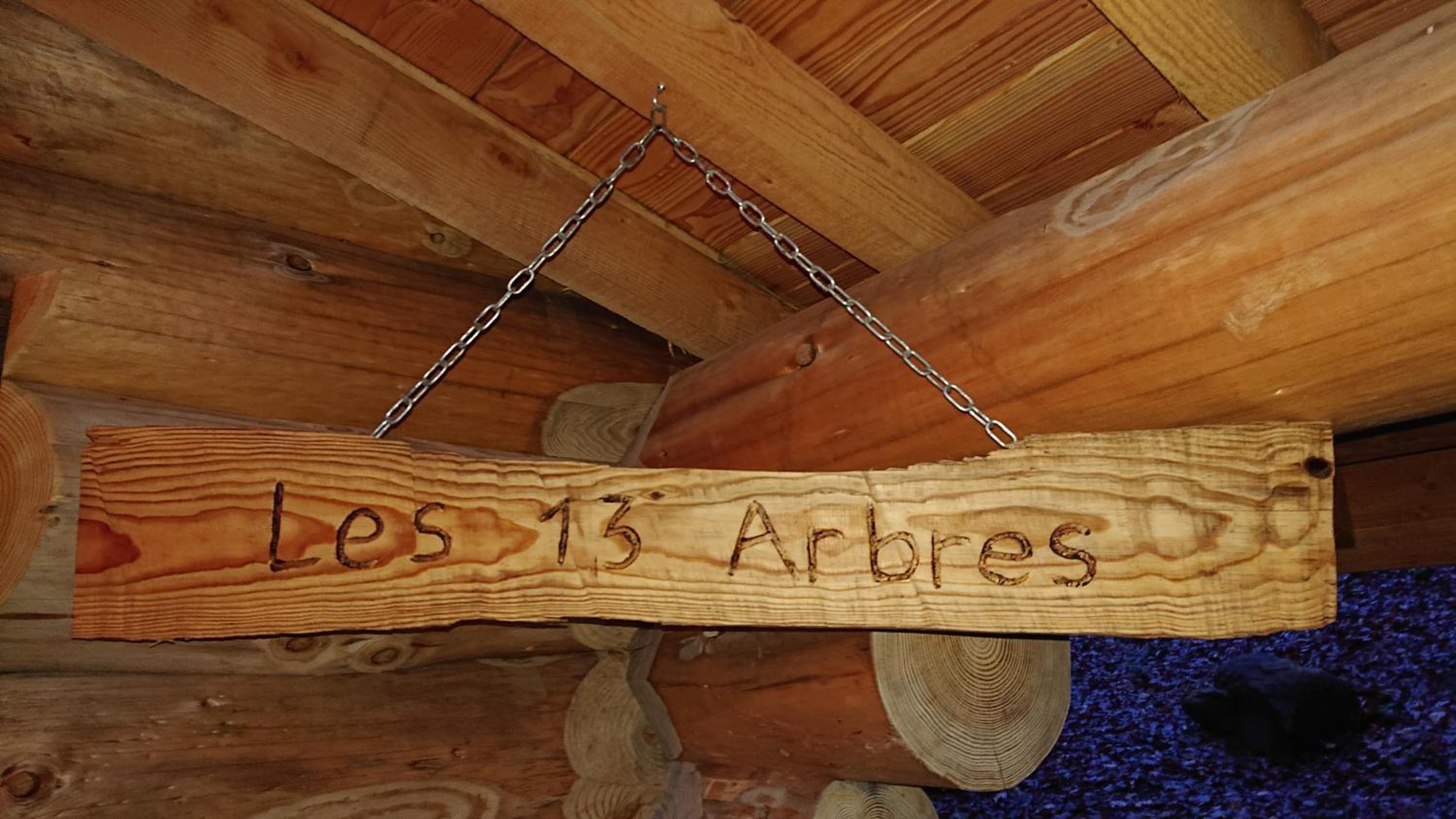 Les Cabanes Du Saleve