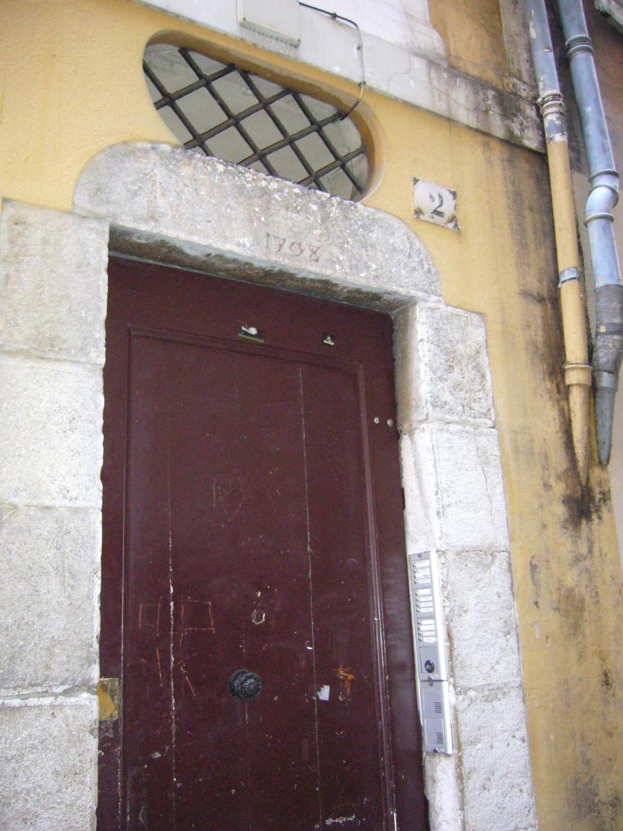 Hotel Old Town Luxury 3 Beds - Image 1