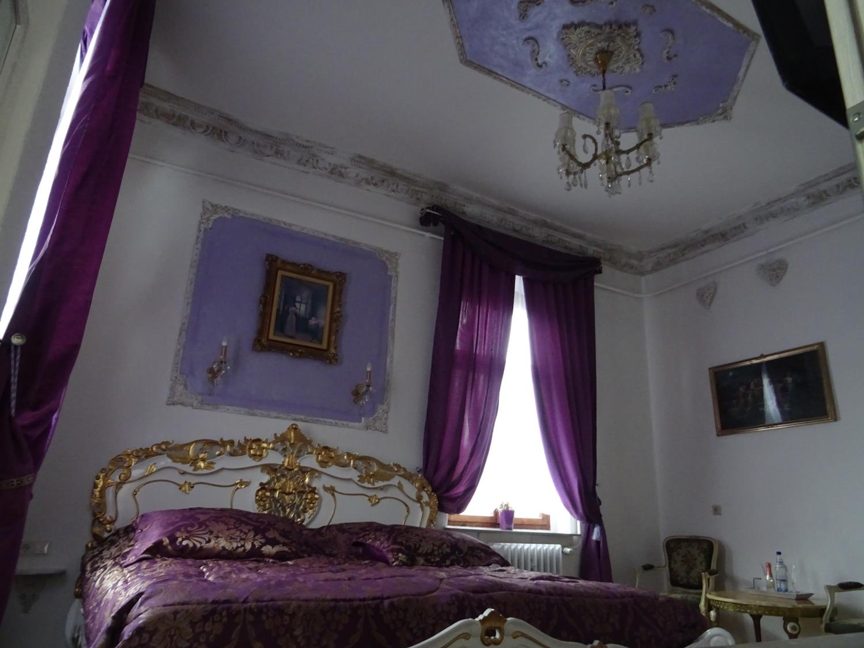 Villa Imperia, Museums-Hotel, Treppensteigen