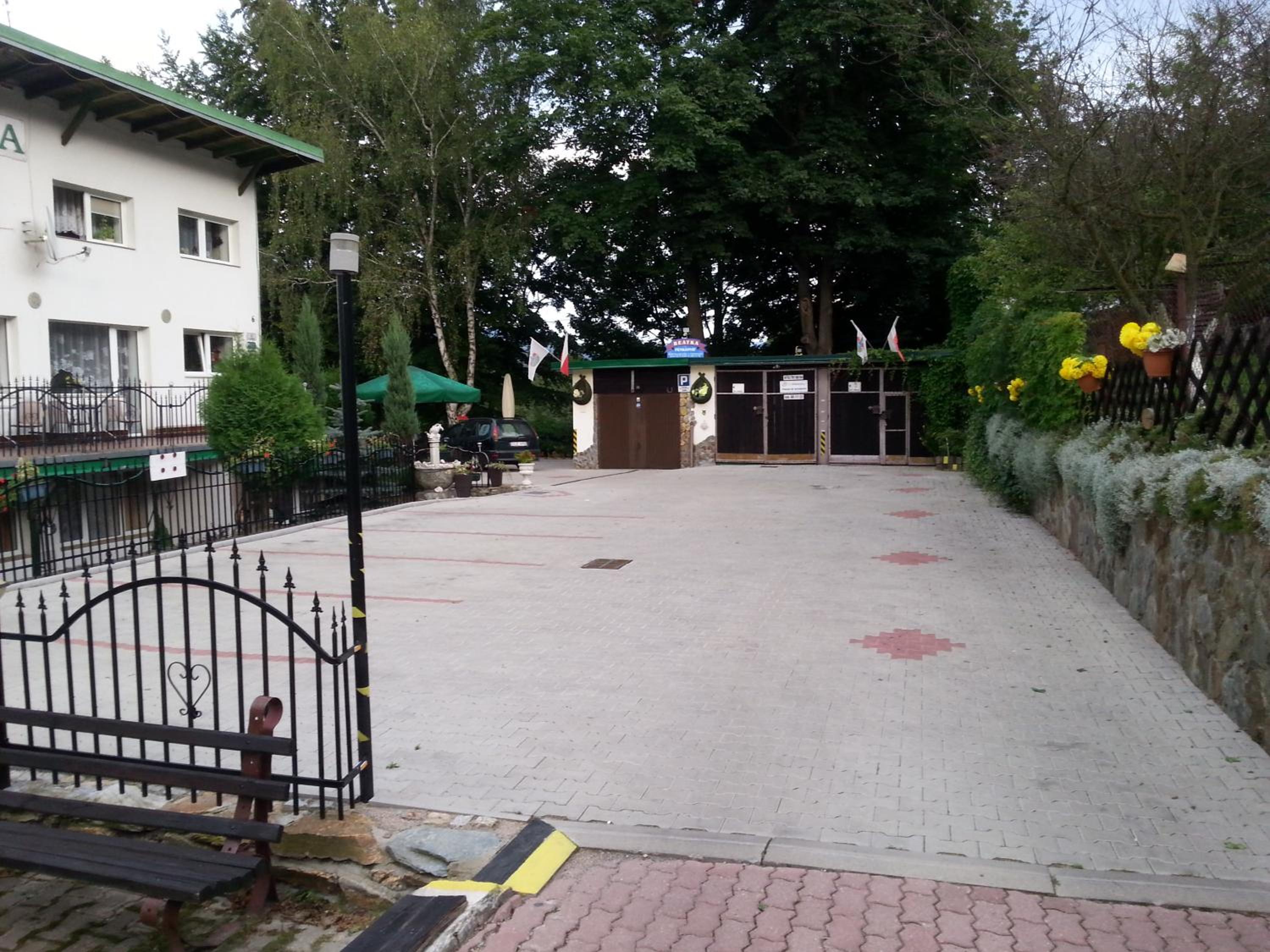 Photo 12