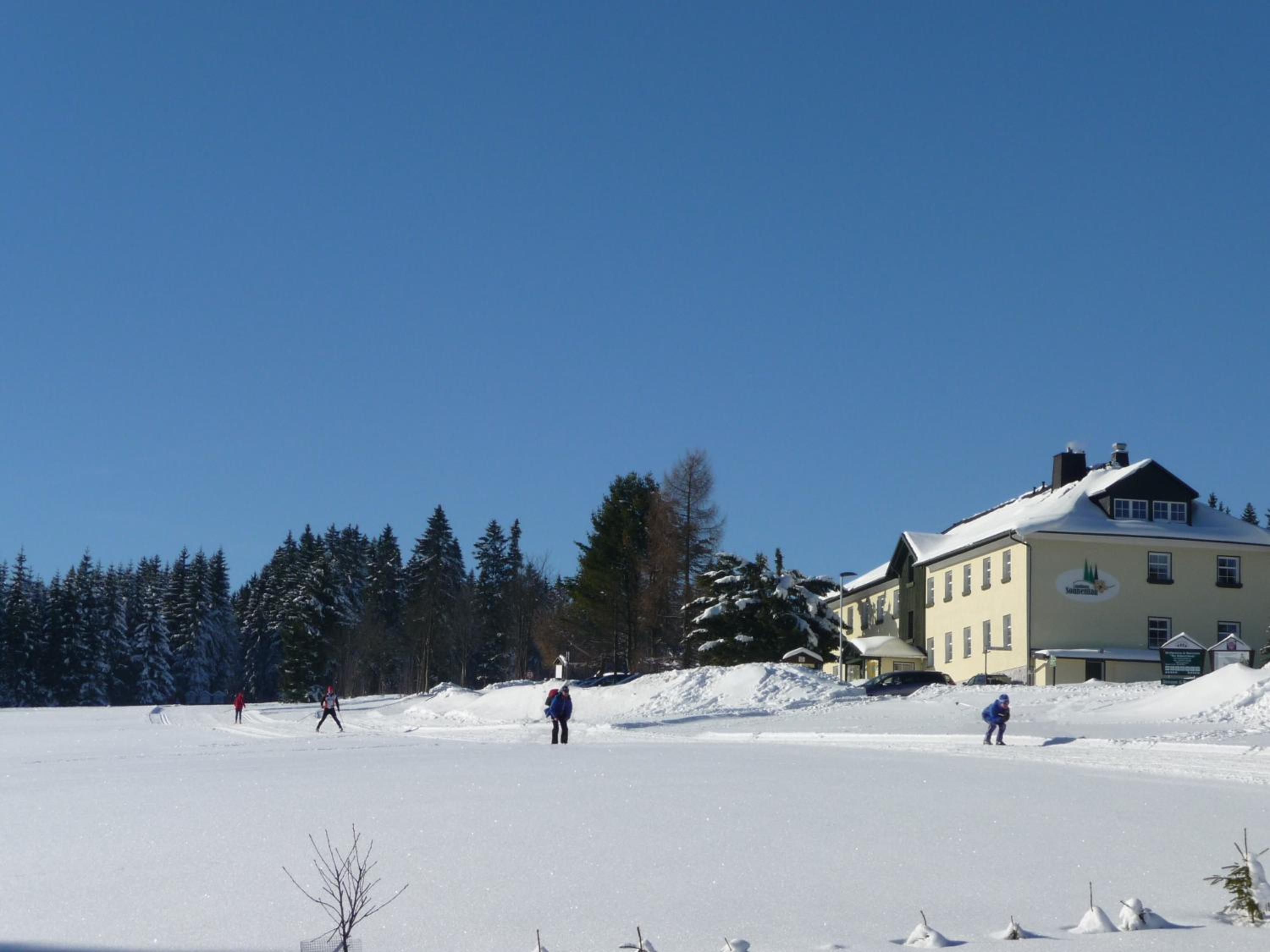 Photo 9