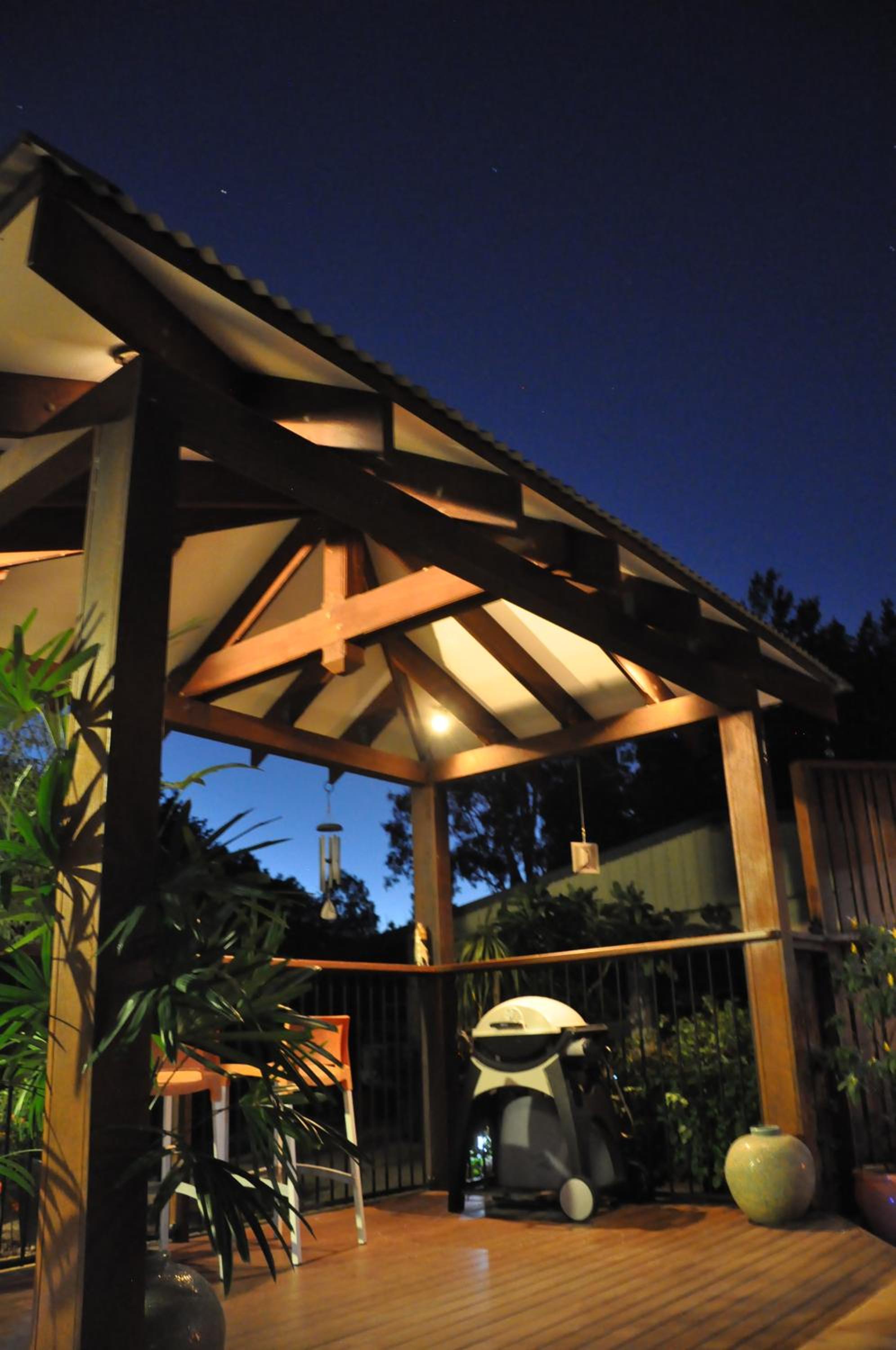 STUNNING MAGNETIC ISLAND HOME, PRIVATE, LARGE POOL, CHILDREN AND PETS on REQUEST PLEASE