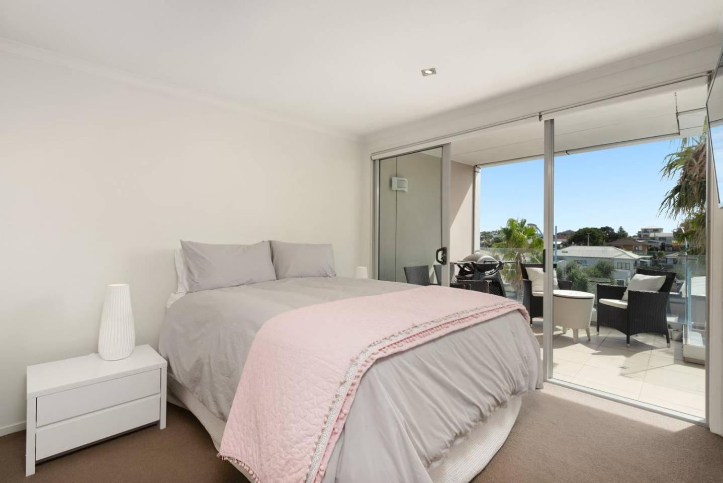 Awesome Downtown Location - park the car and walk to everything ! view 3