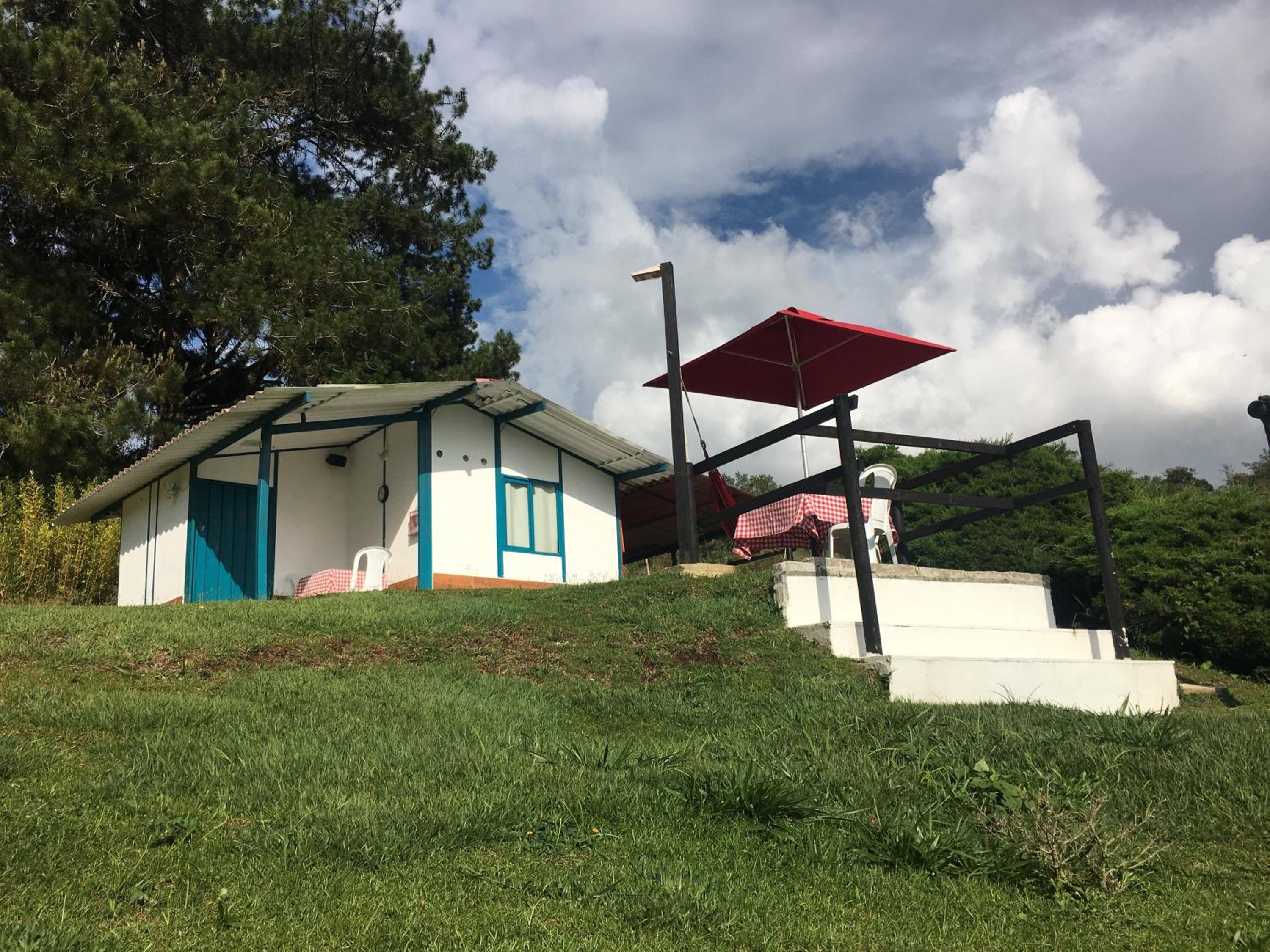 La cabaña del lago Calima