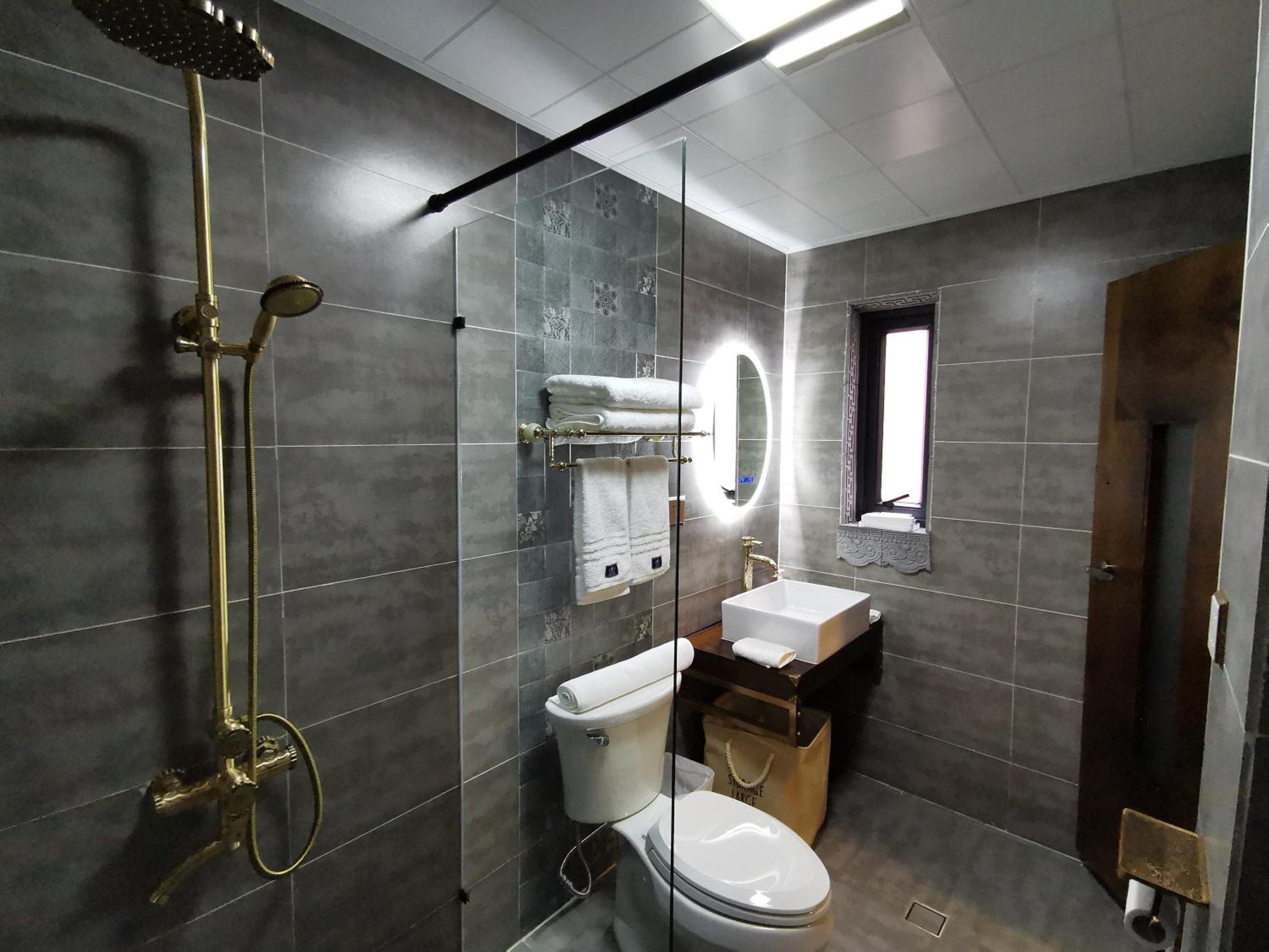 Qingxin Courtyard Art Guesthouse