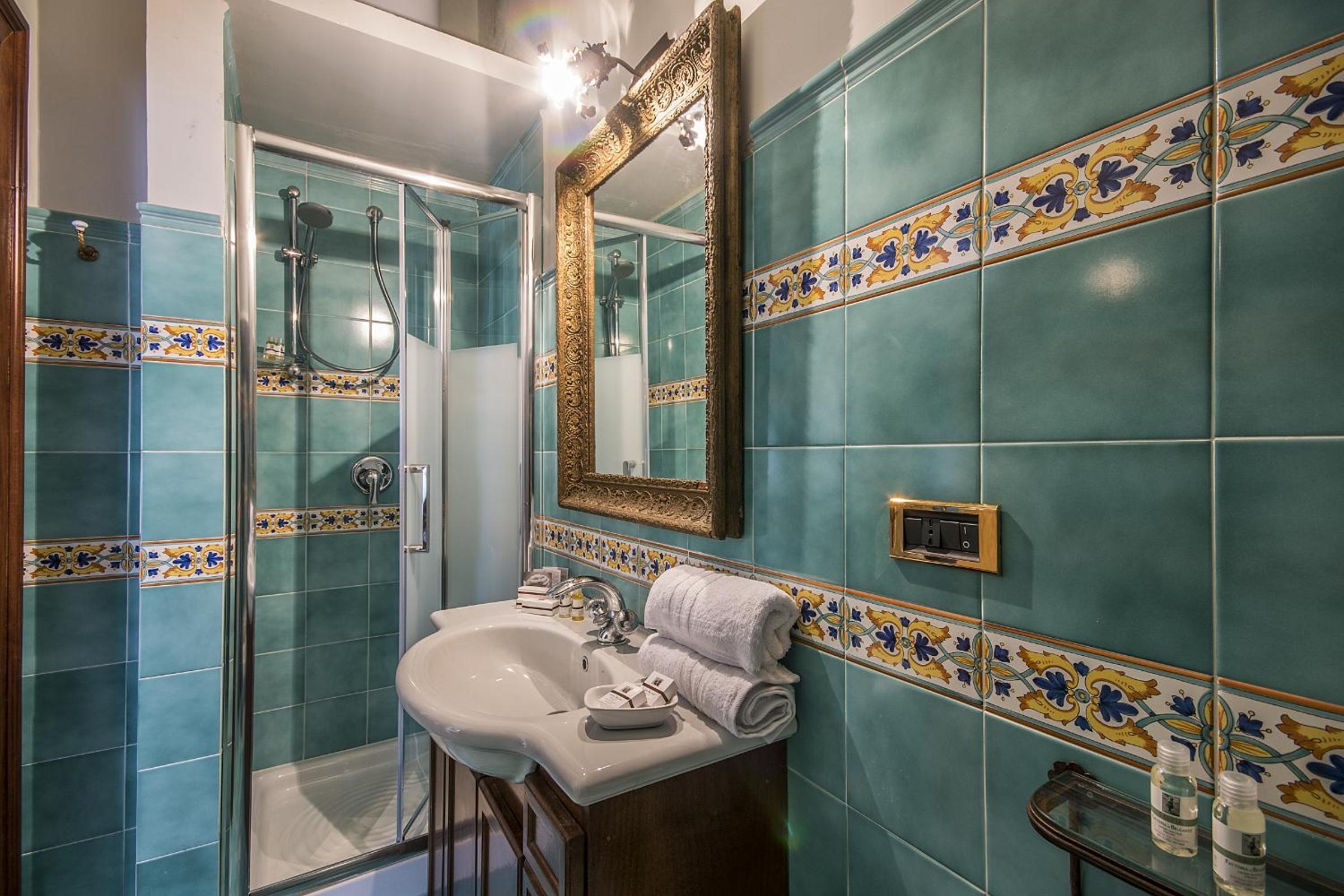VILLA DURANTE en Ercolano — bathroom