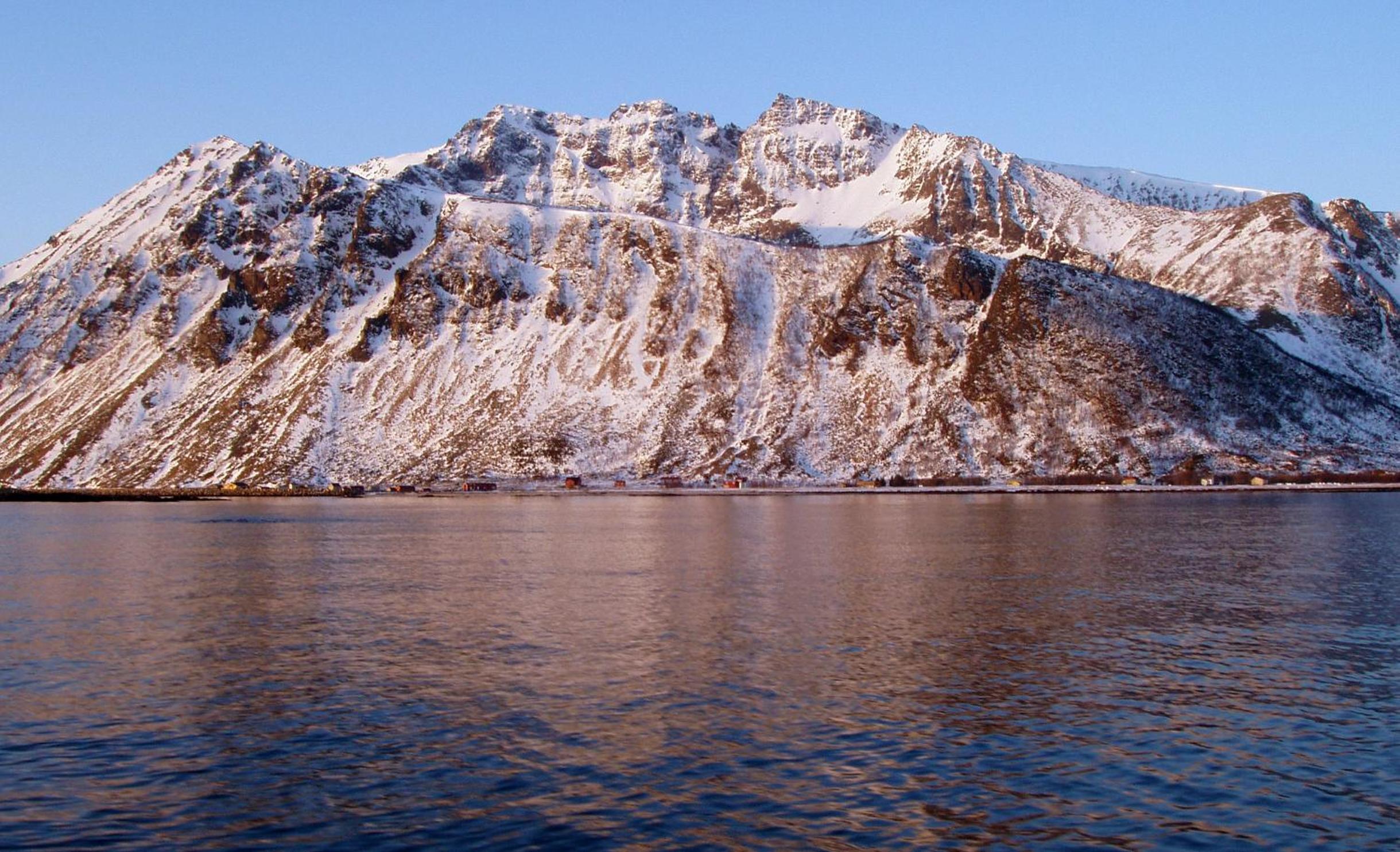 Villa Lofoten - The Farmhouse view 4