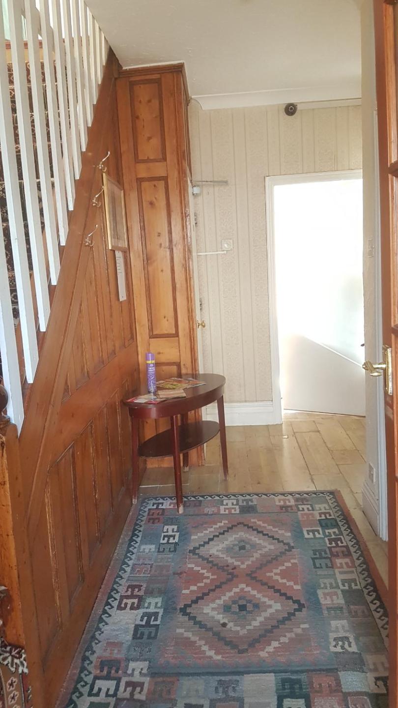 Arman Lodge House