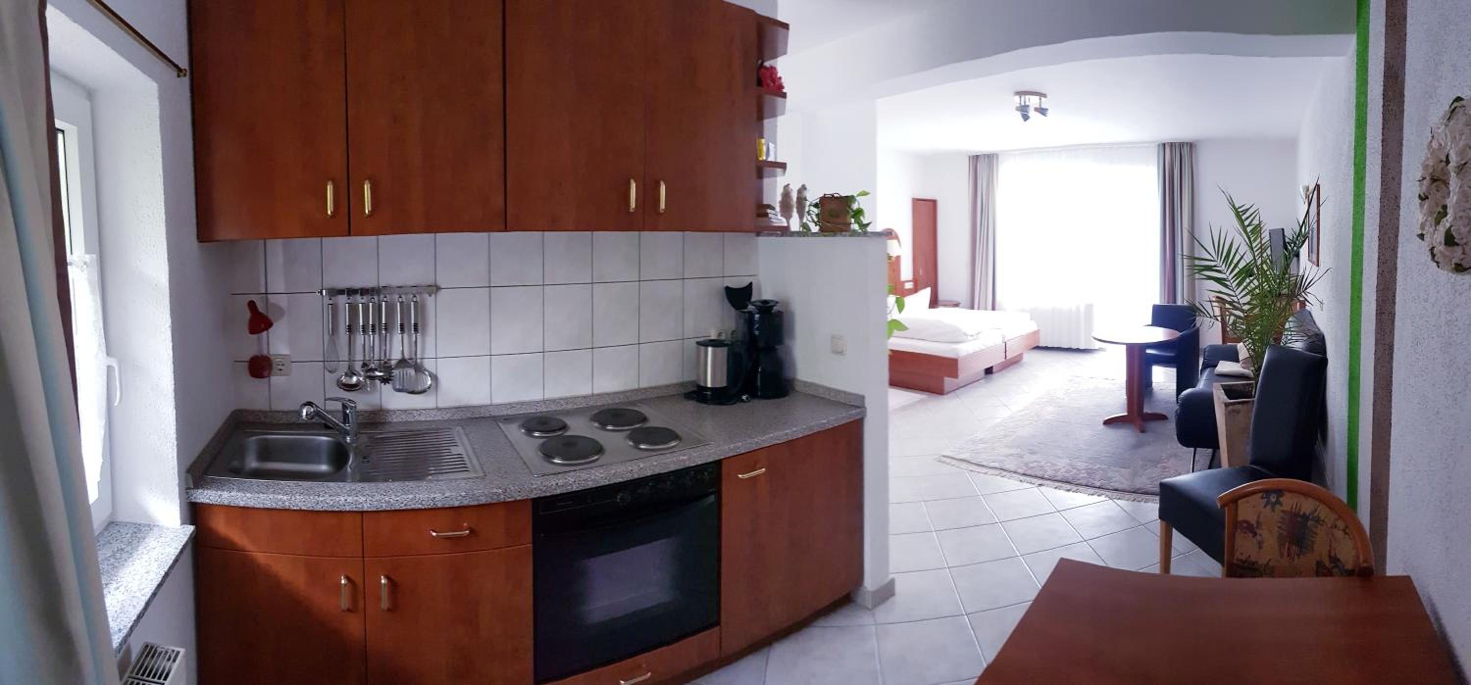 Urlaubspension 'Hohes Rott' und Apartmenthaus