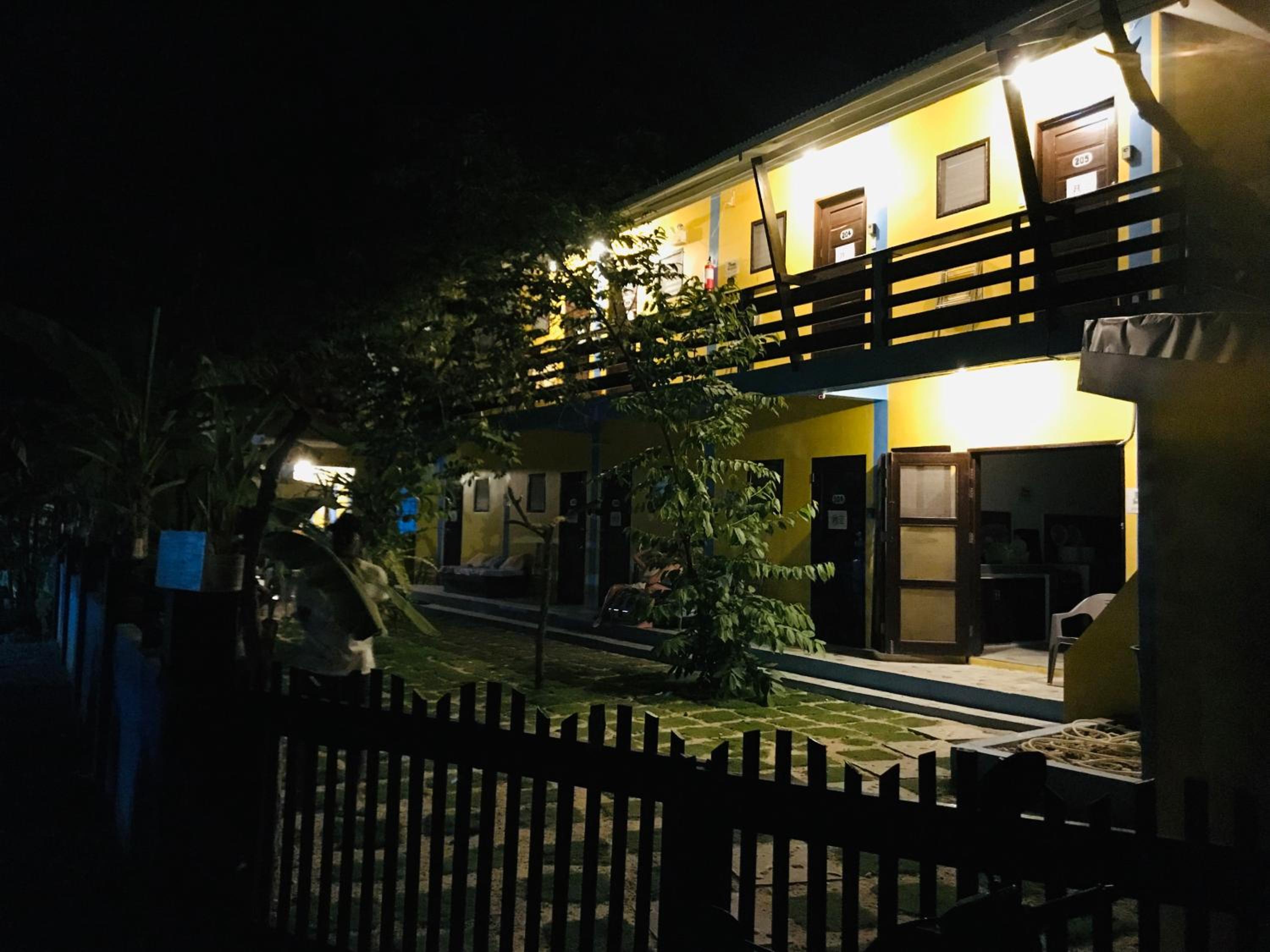 Photo 10