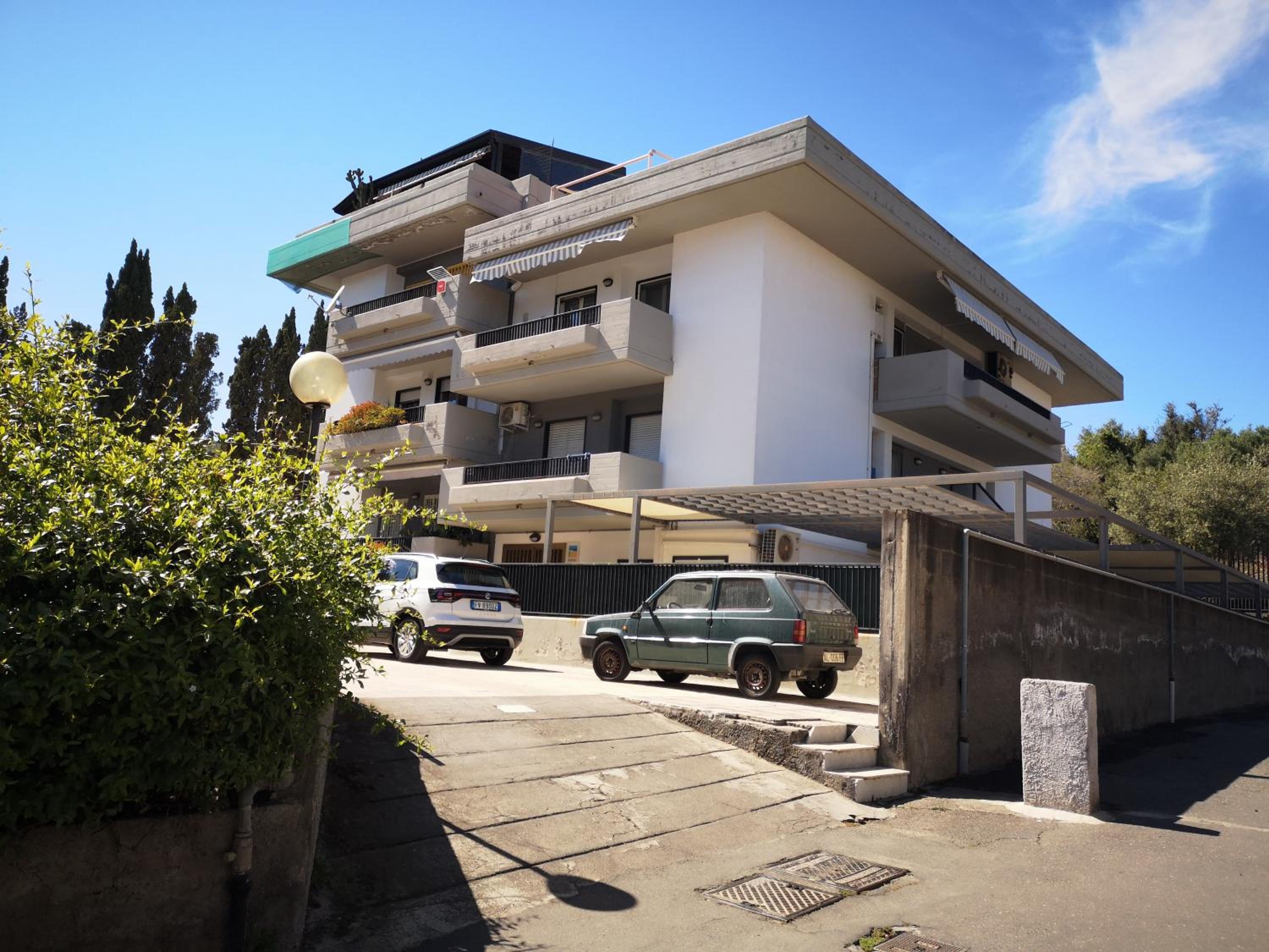 La Lampara Apartment view 3