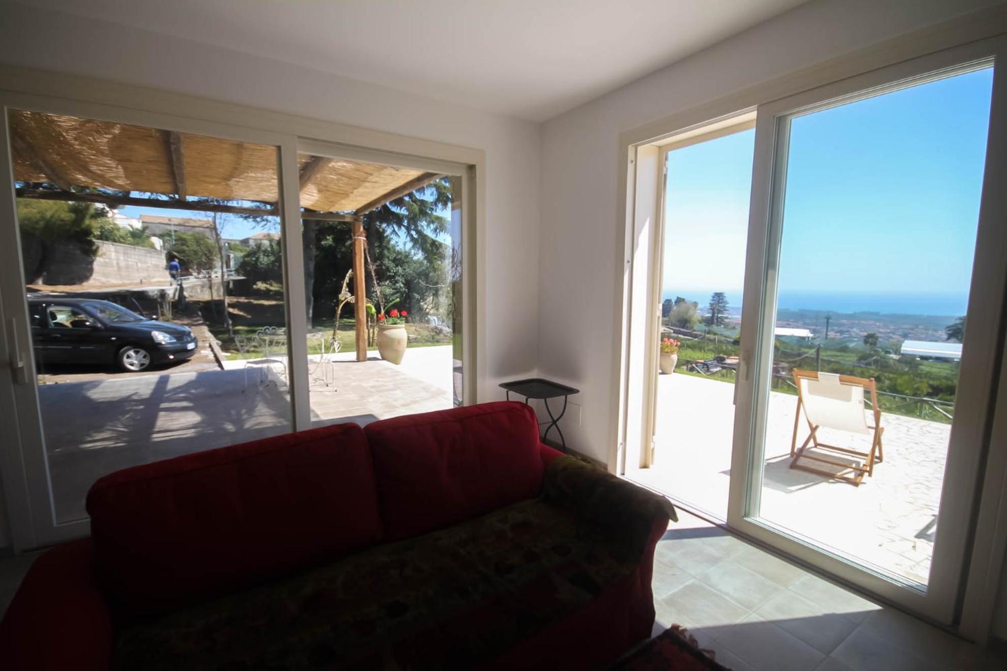 Villa Palm Hill view 4