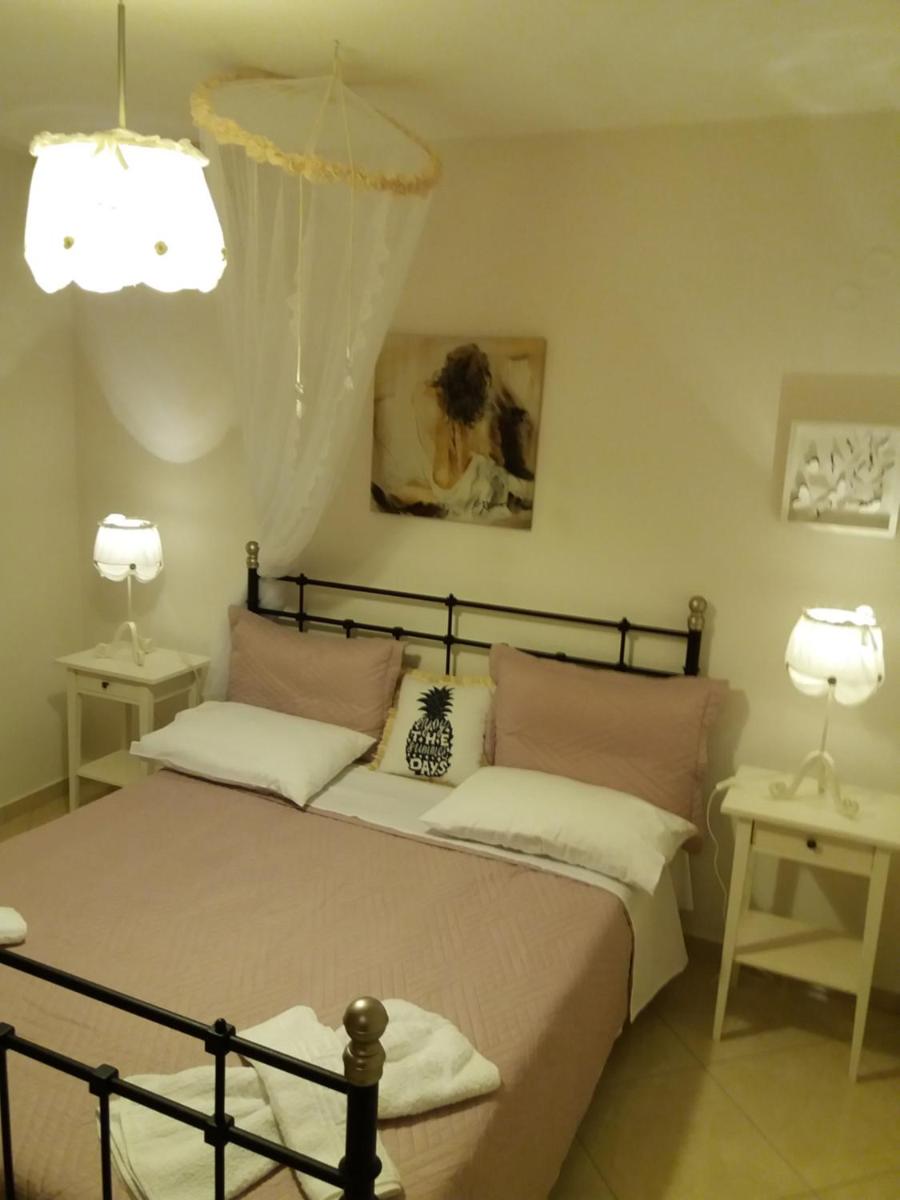 Themis Apartments photo 4