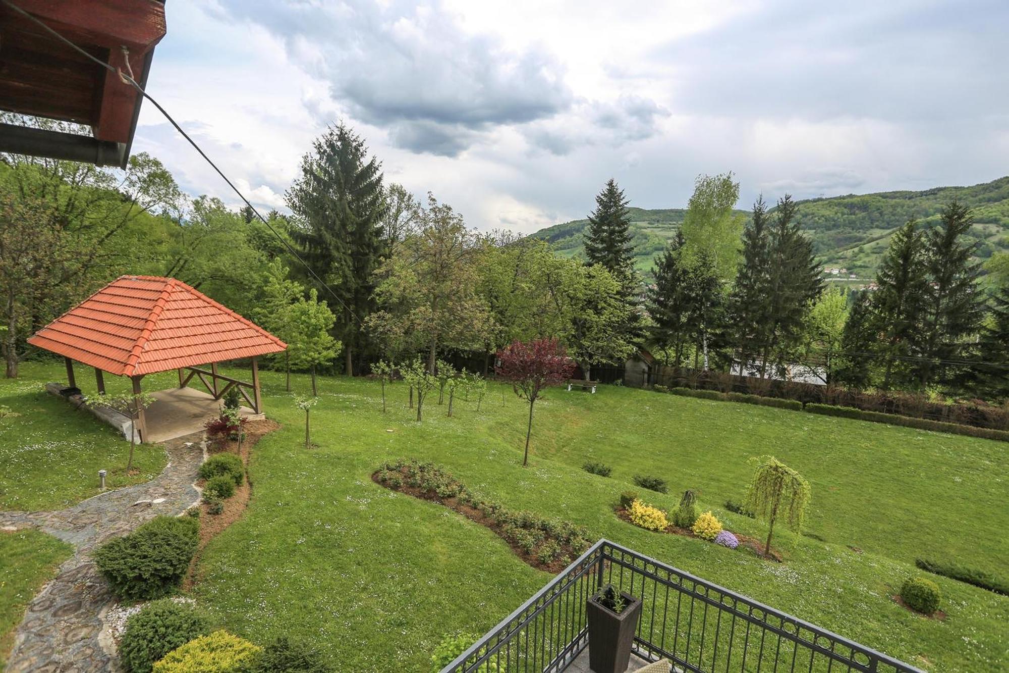 Sunnyside Villa