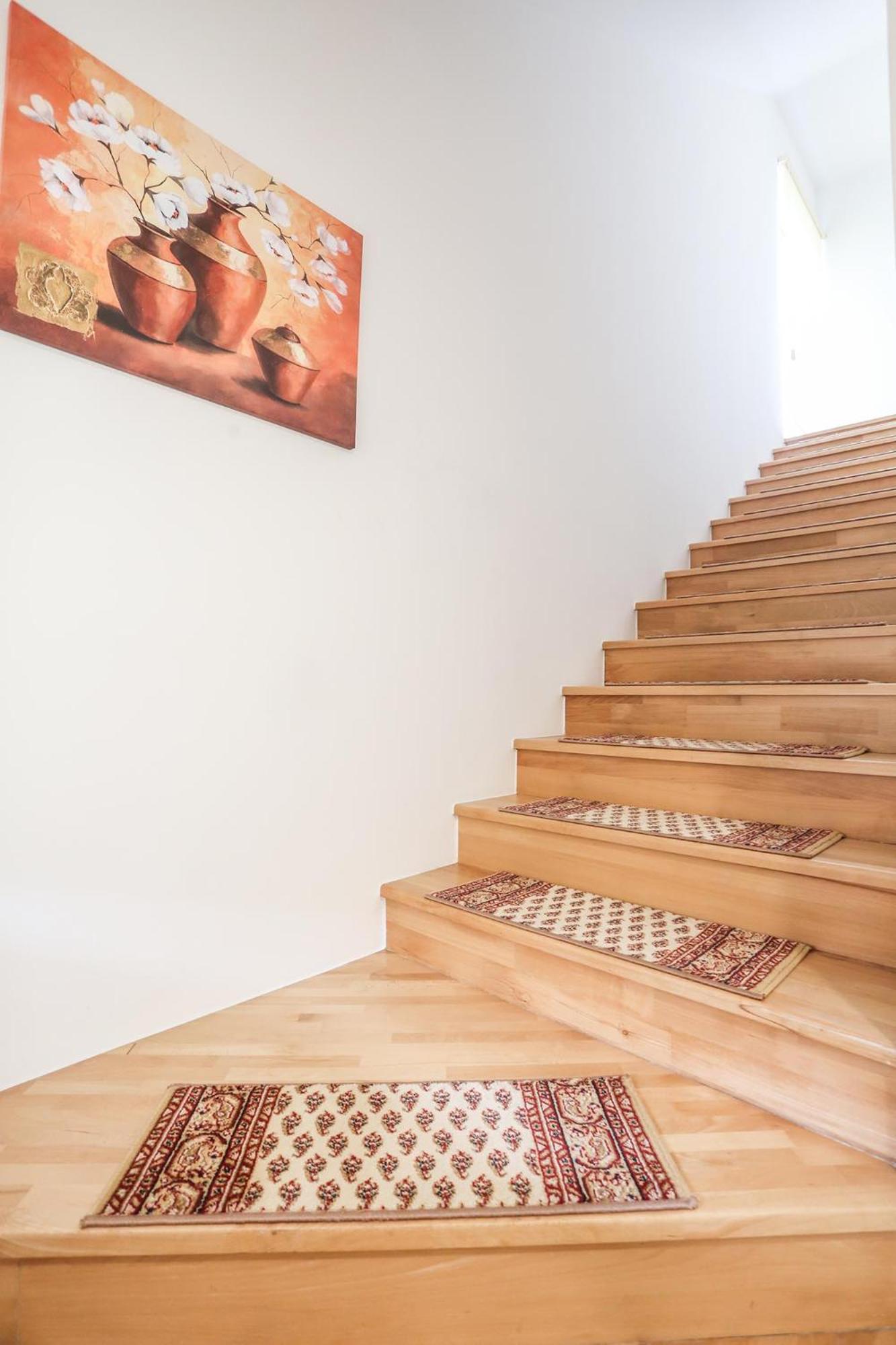 Sunnyside Villa