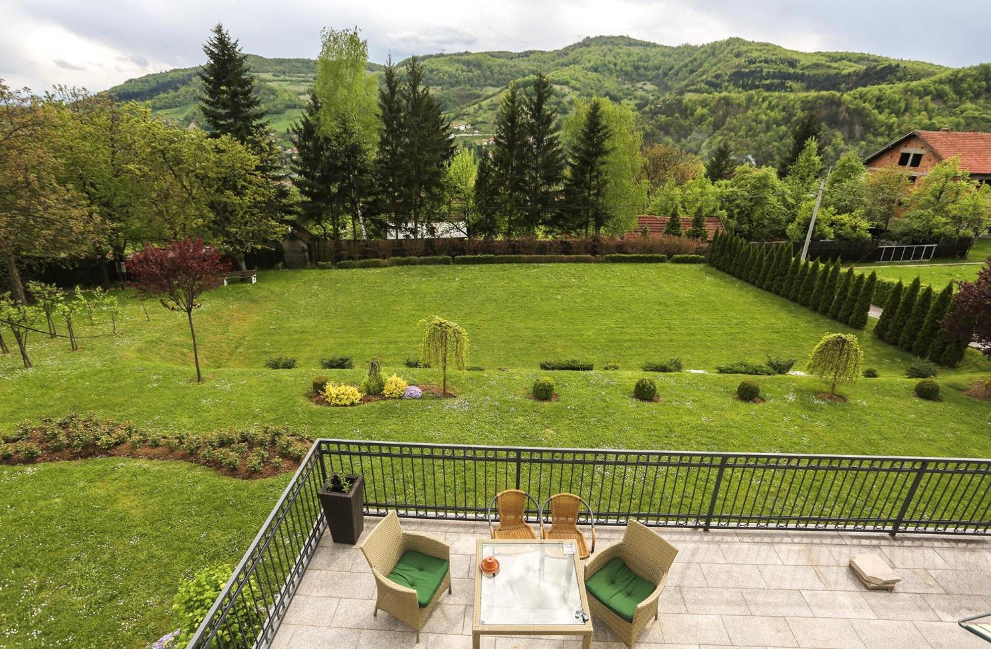 Sunnyside Villa