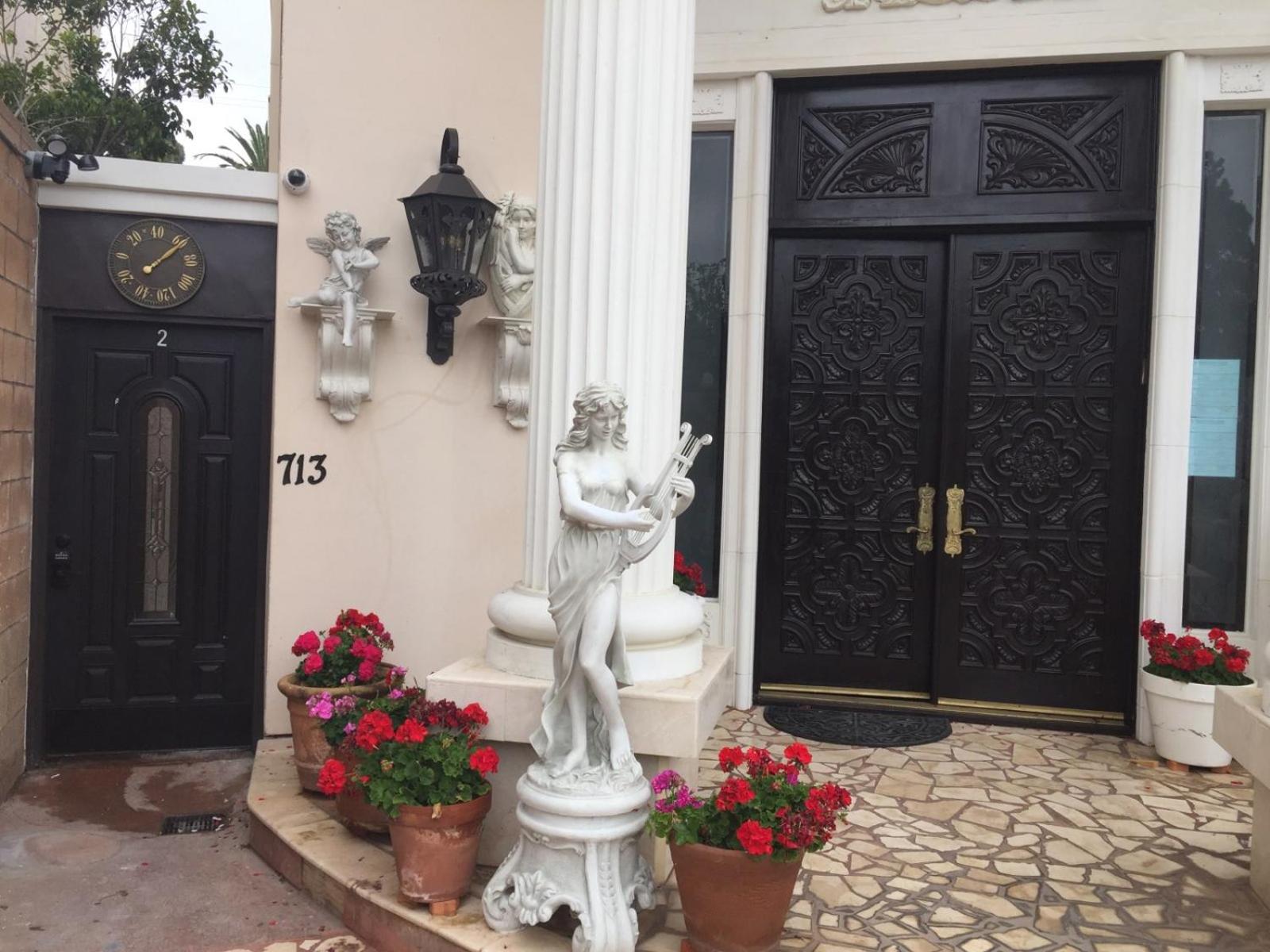 Entire Second Flr - Santa Monica Luxury Roman Villa