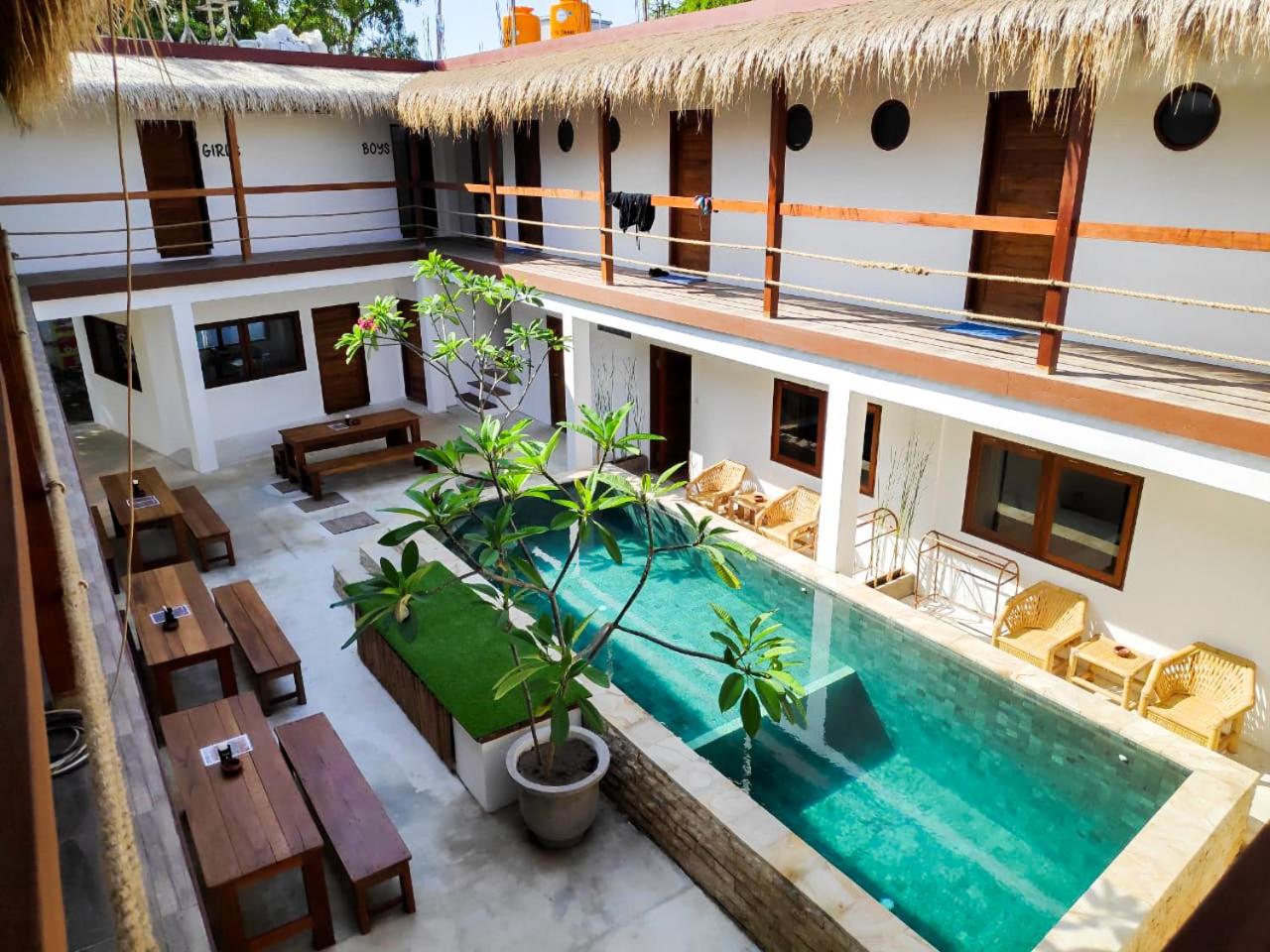 Gili Pirates Dive & Social Hostel