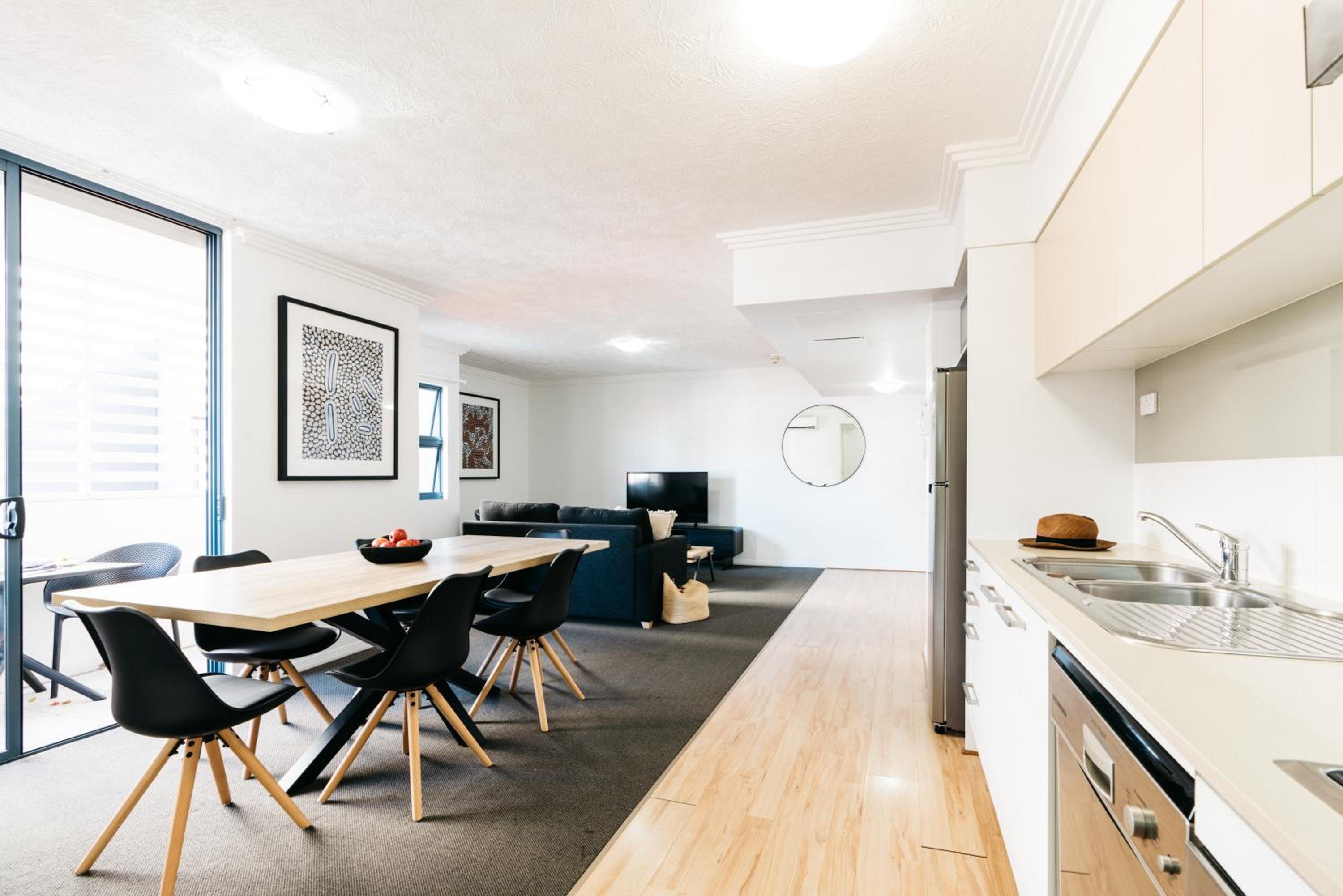 Brisbane Vacations - Gabba Central Apartments - Property Image 3