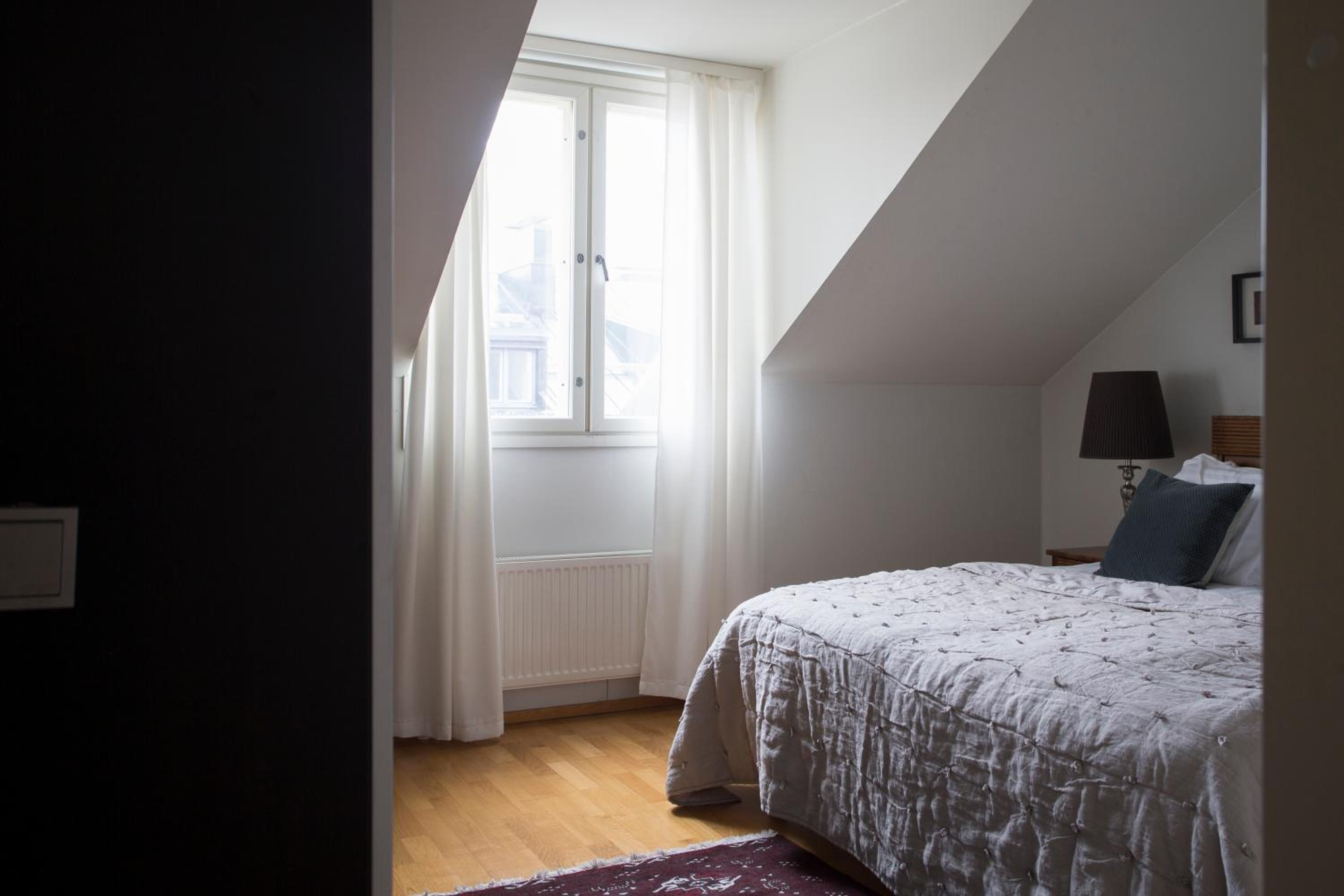 2ndhomes 2BR City Center Penthouse with Balcony and Sauna