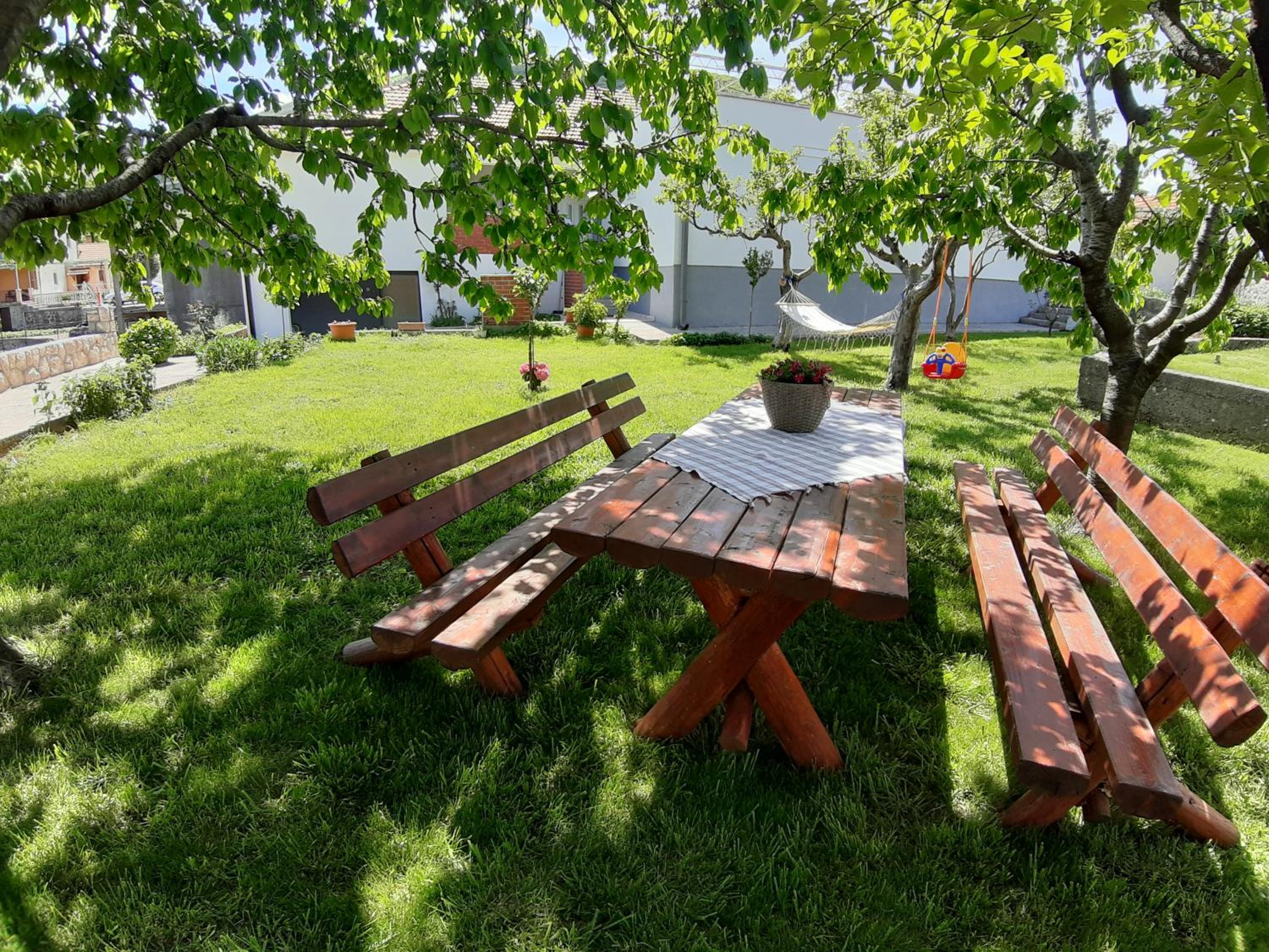Brana Gorica Apartments