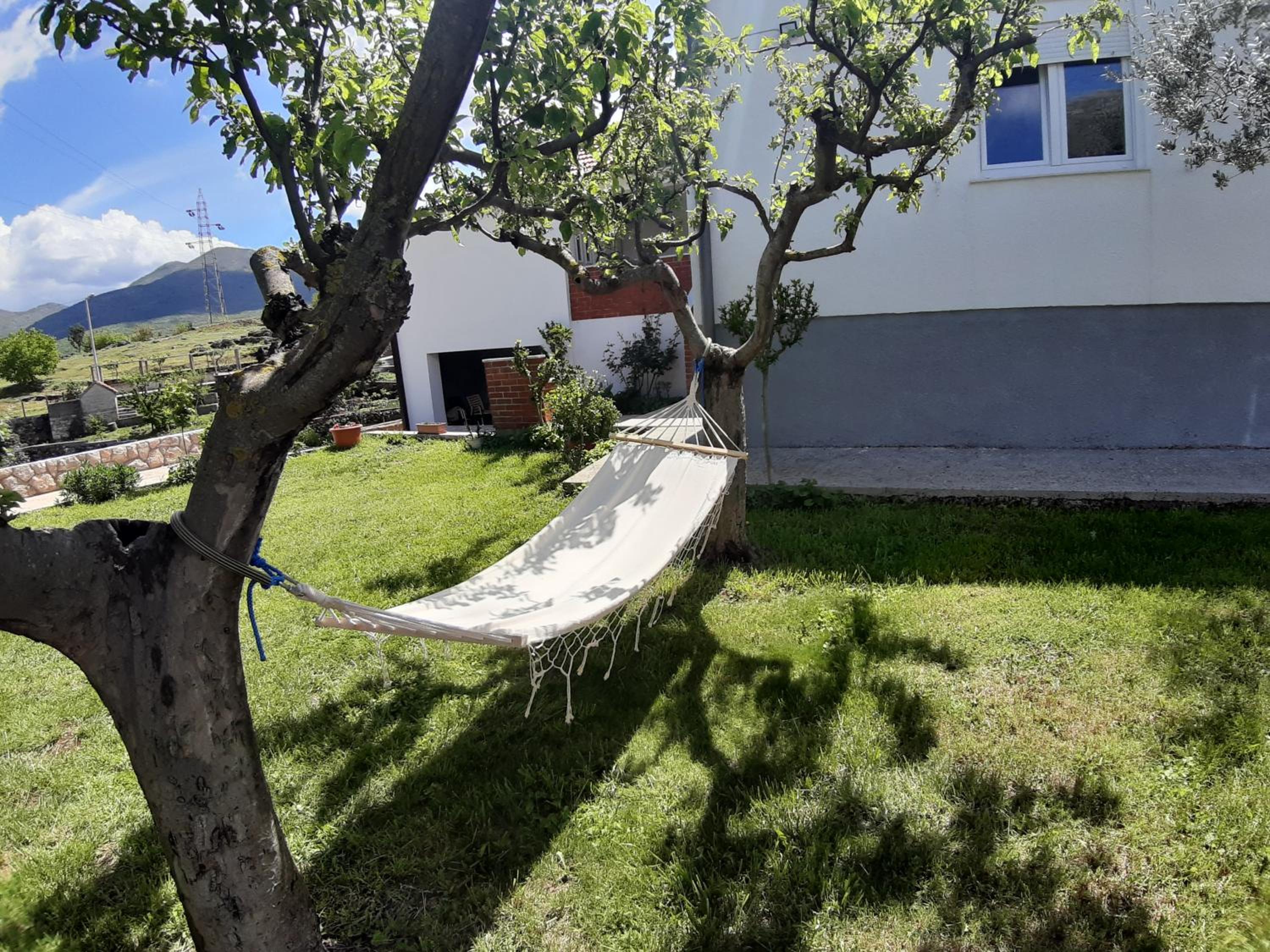 Brana Gorica Apartments
