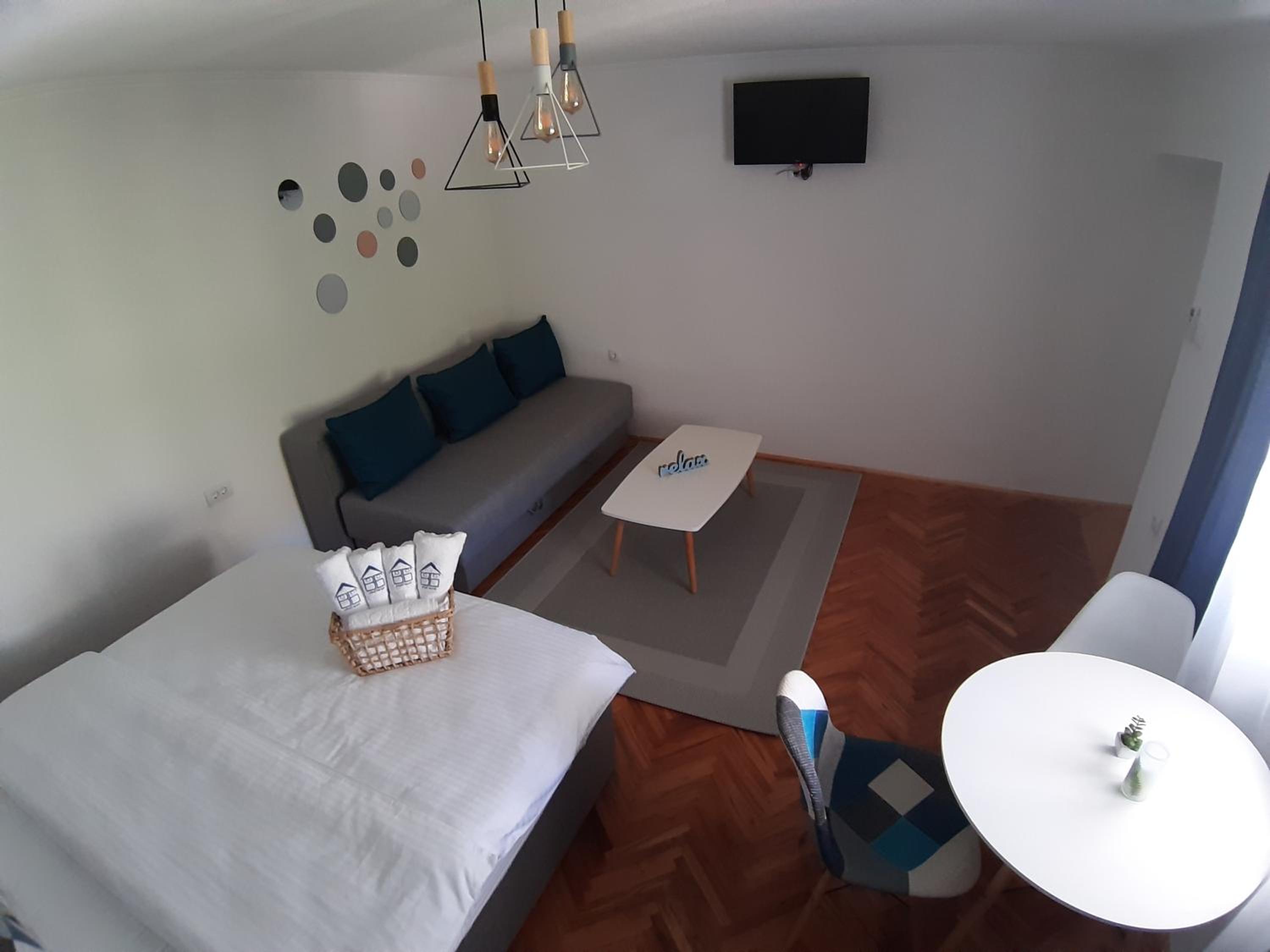 Brana Gorica Apartments