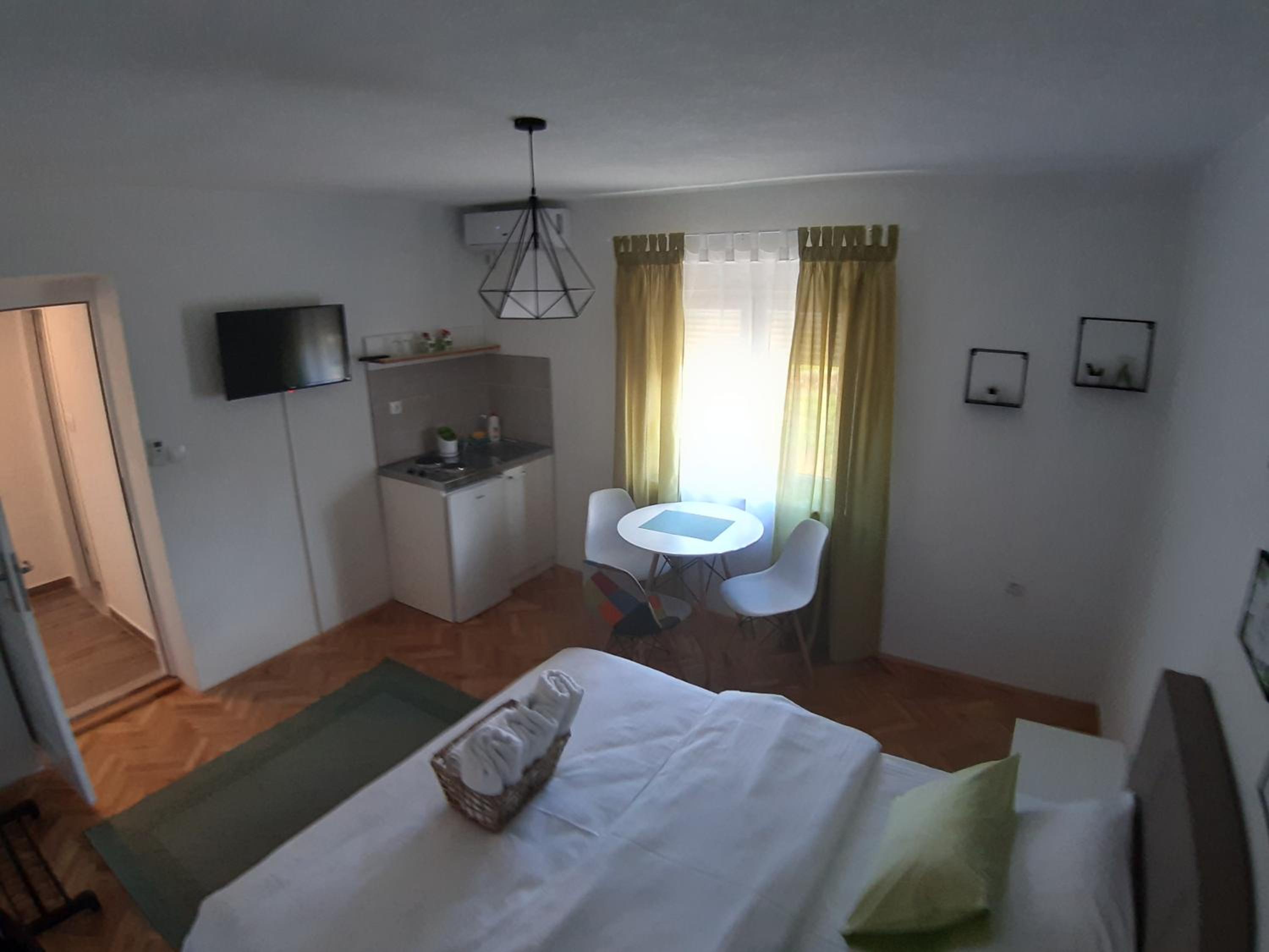 Brana Gorica Apartments