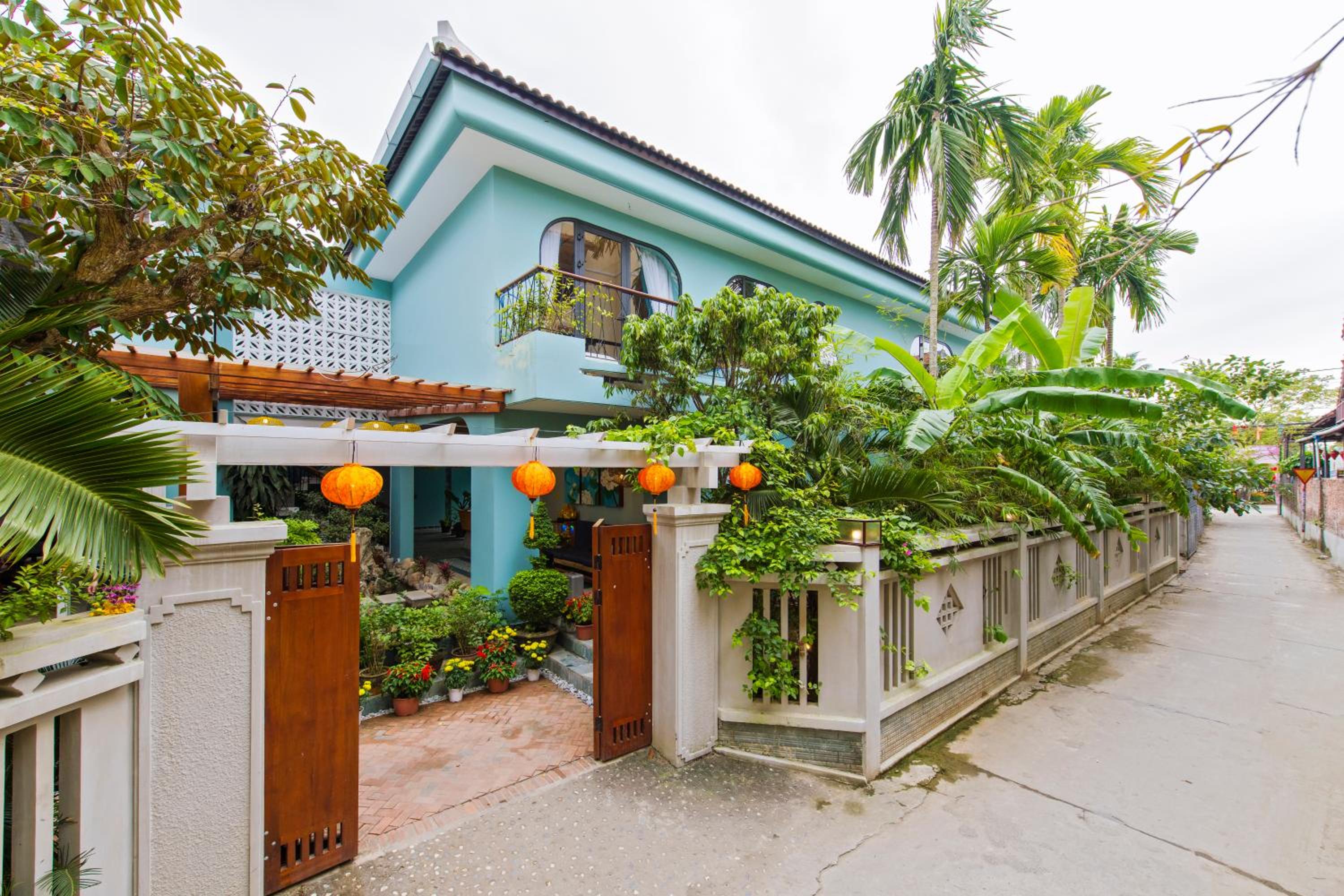 Villa De Campagne Hoi An- Boutique homestay with pool and family soul