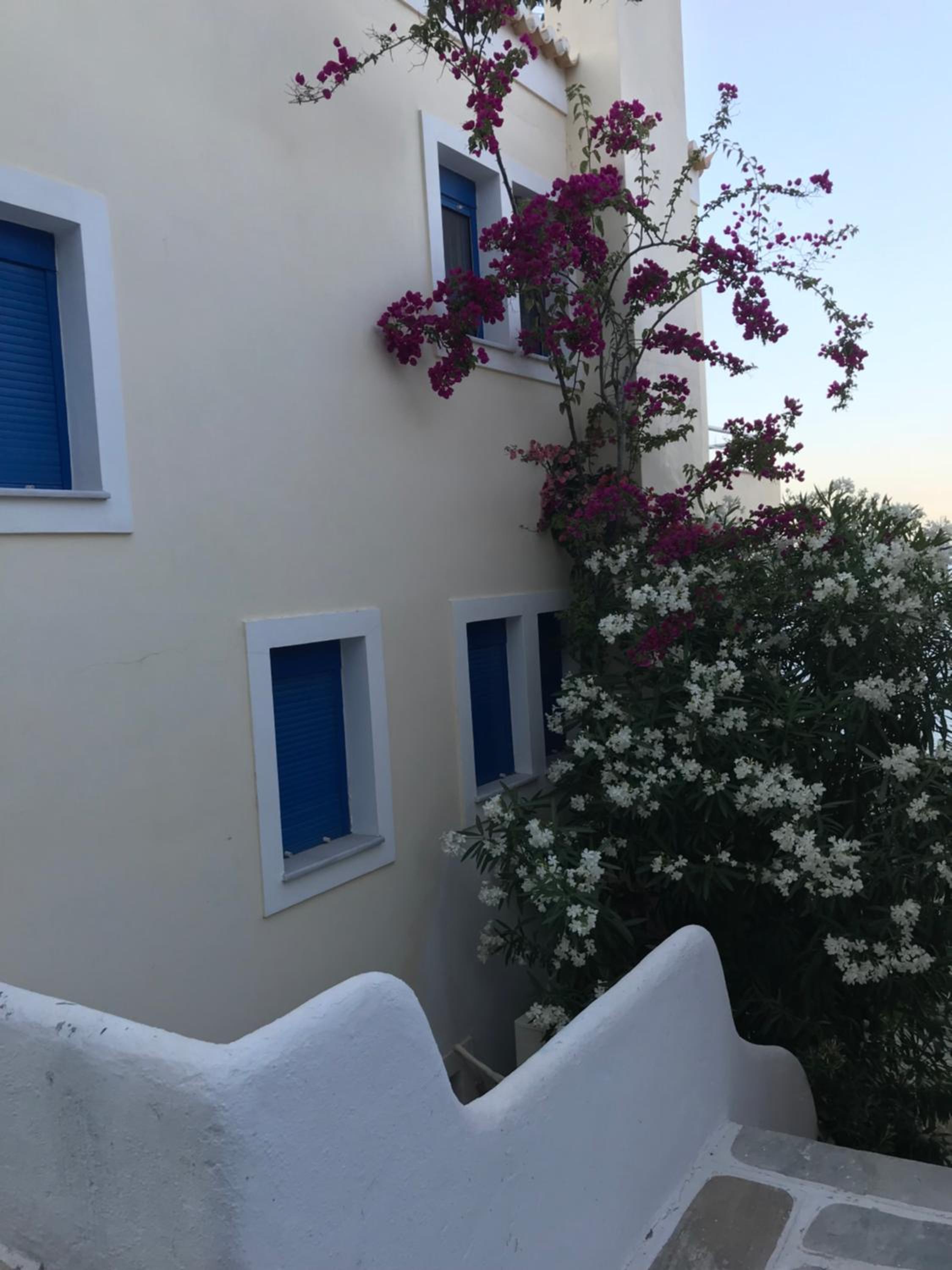 Hotel Lovely Flat With Amazing View - Image 1