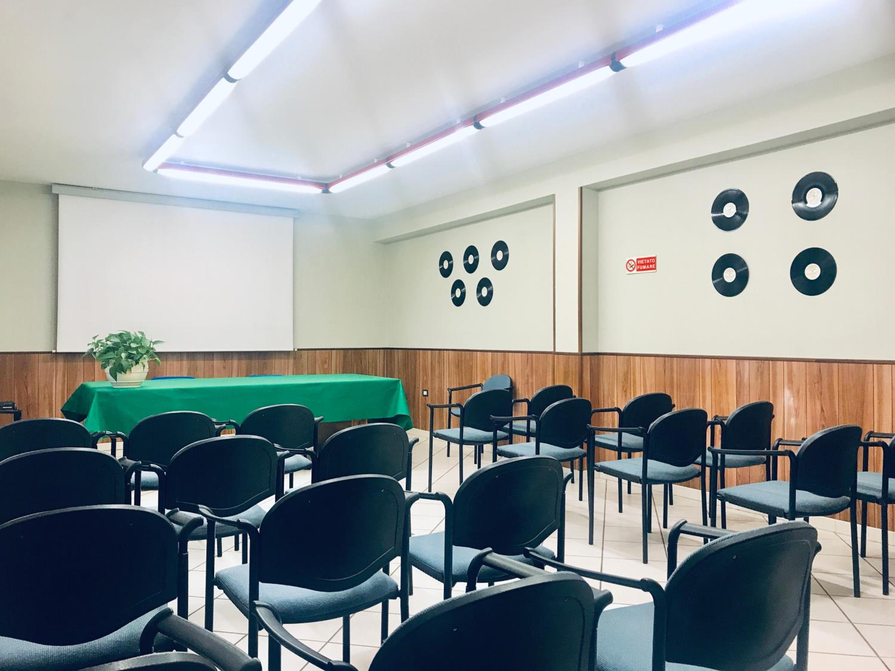 meeting & event spaces