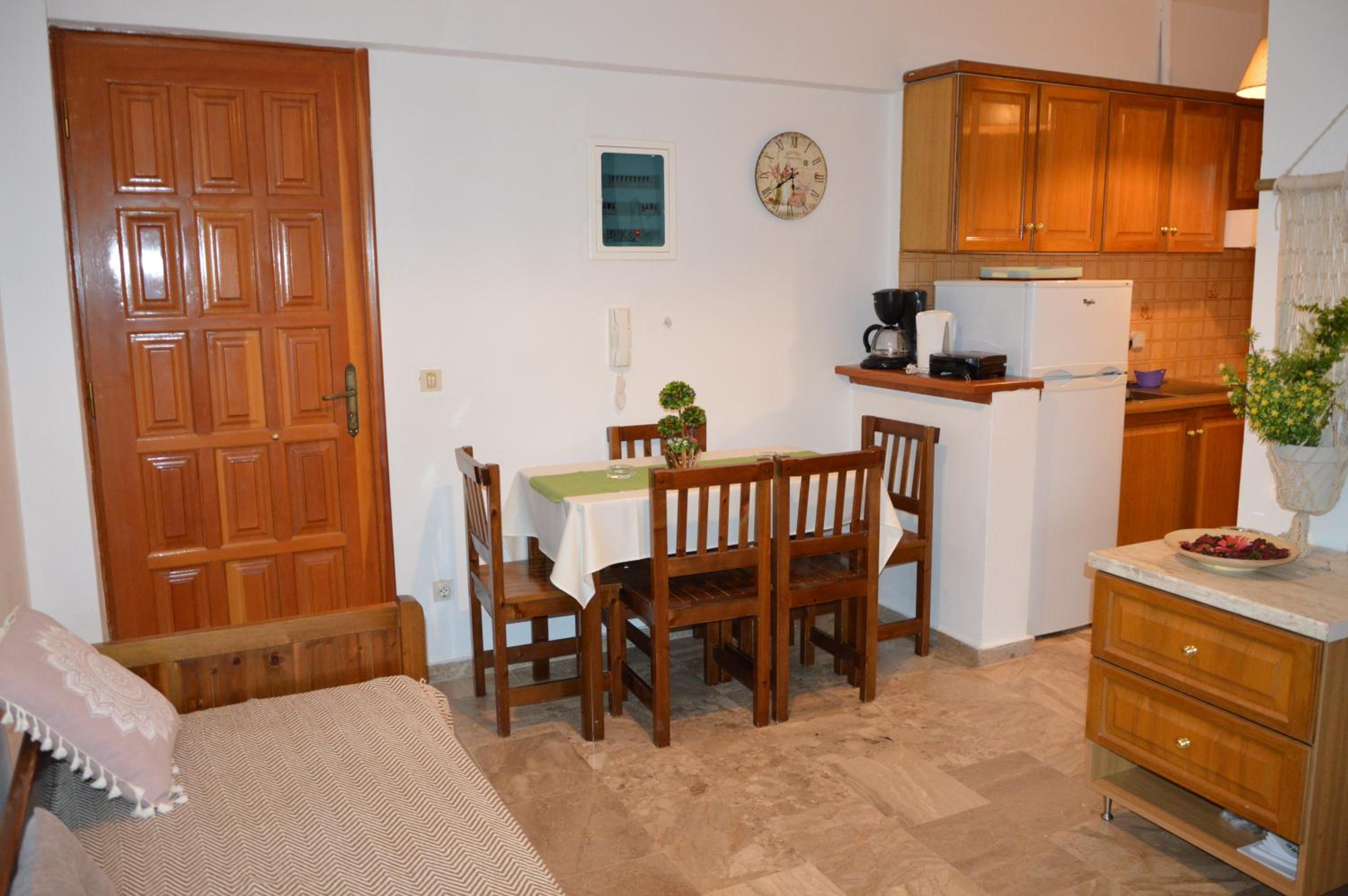 Maria Parameriti Apartments photo 5