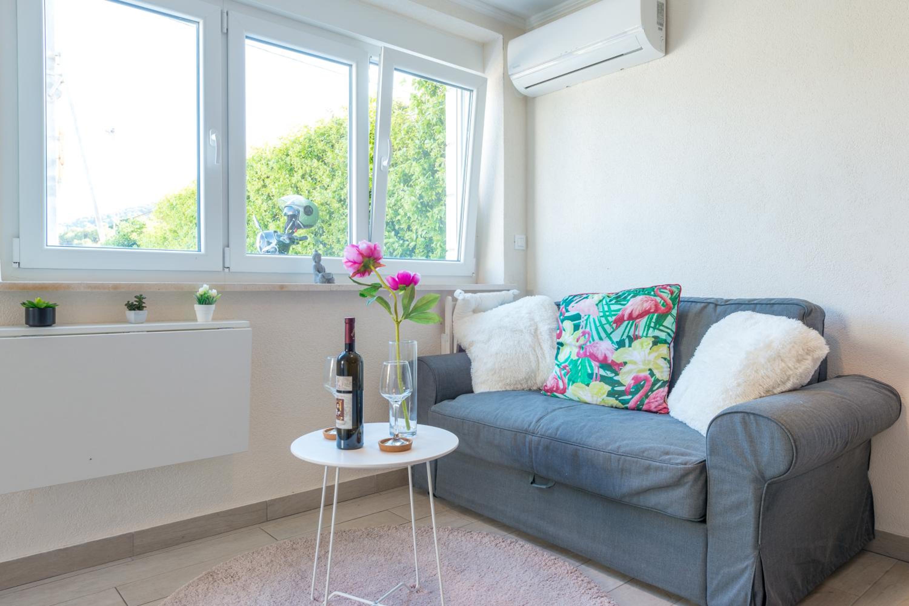 Brand New Studio With Terrace & Parking