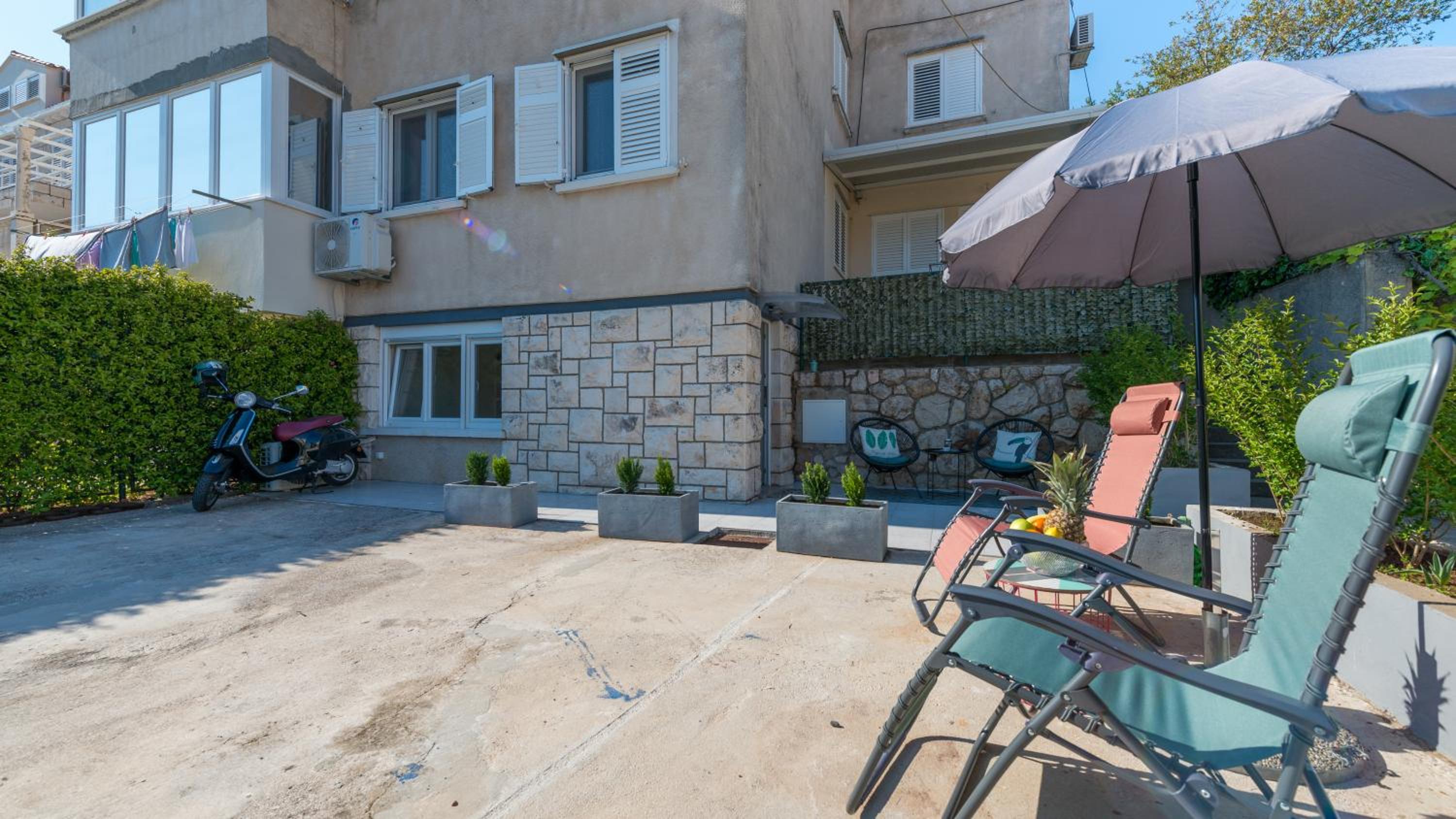 Brand New Studio With Terrace & Parking
