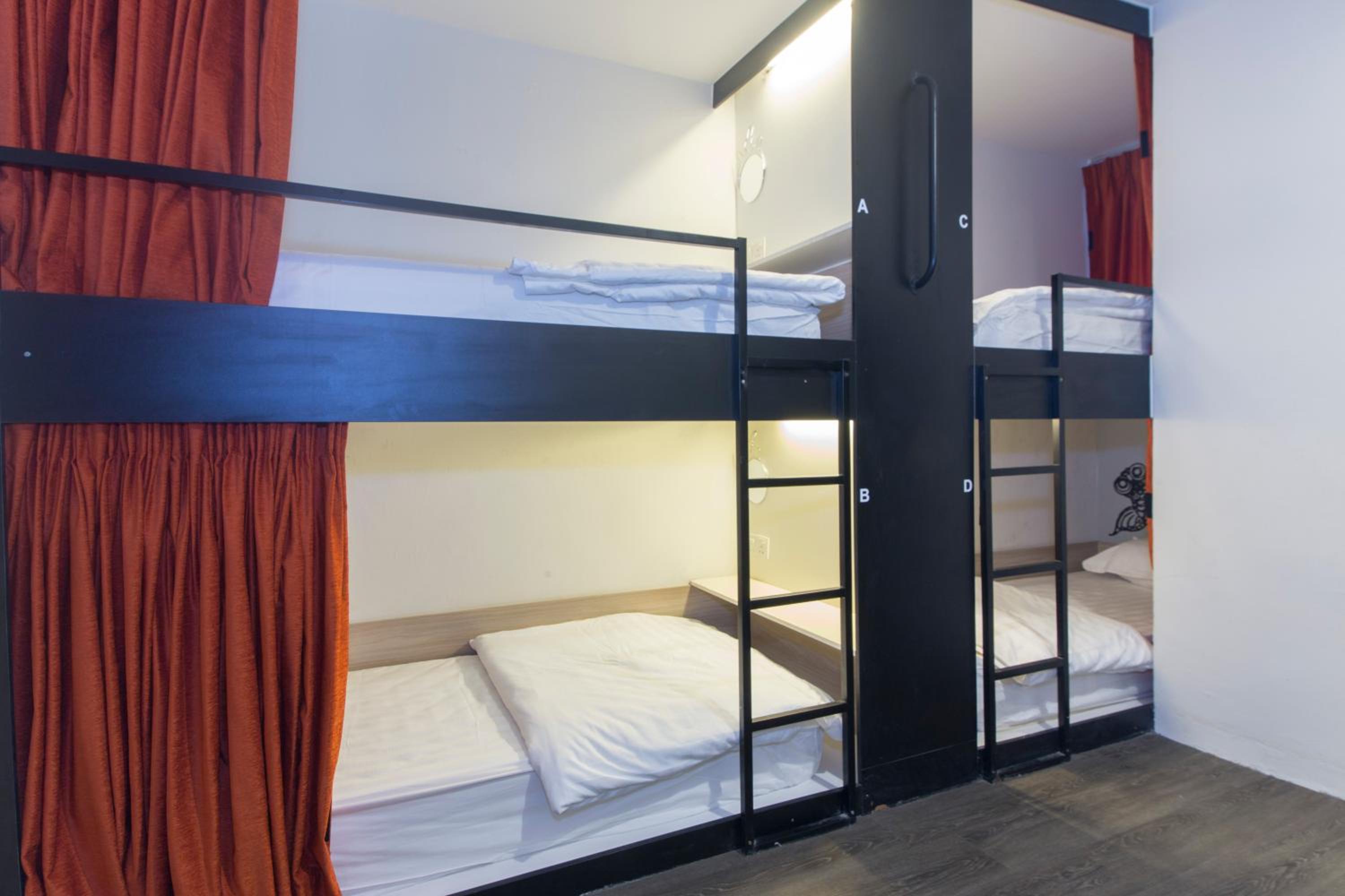 Kitez Hotel & Bunkz