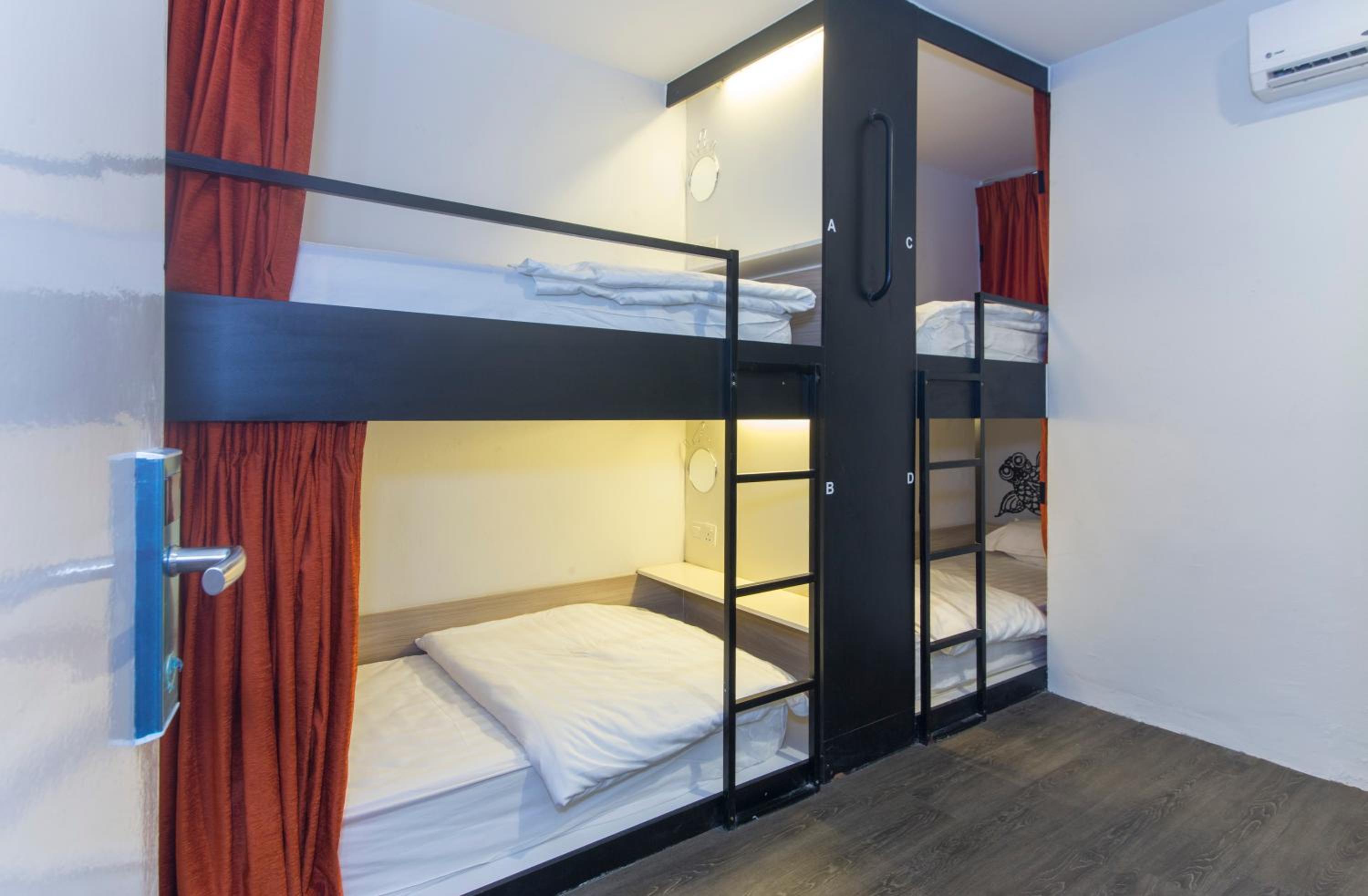 Kitez Hotel & Bunkz