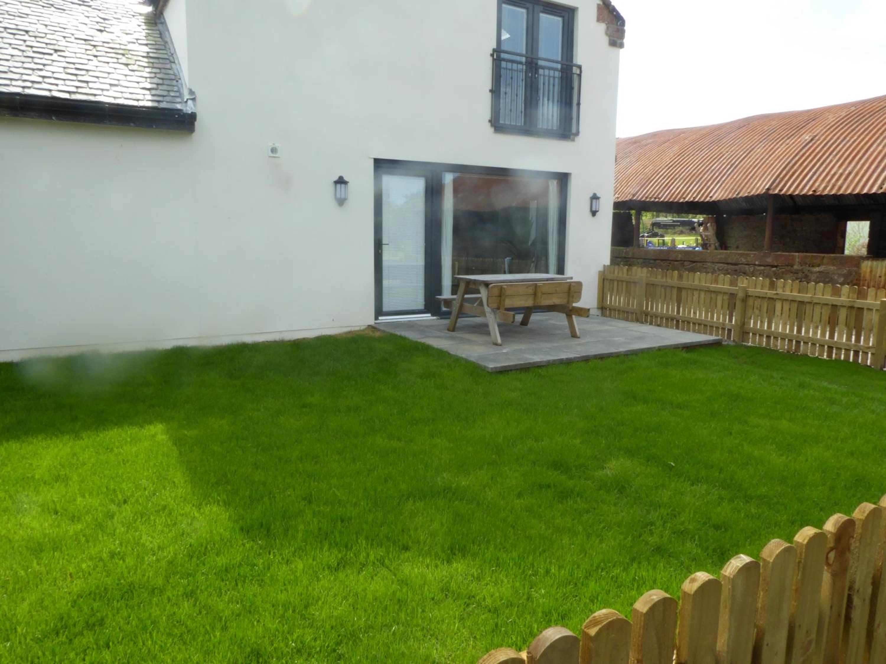 Auchendennan Farm Self Catering Cottages