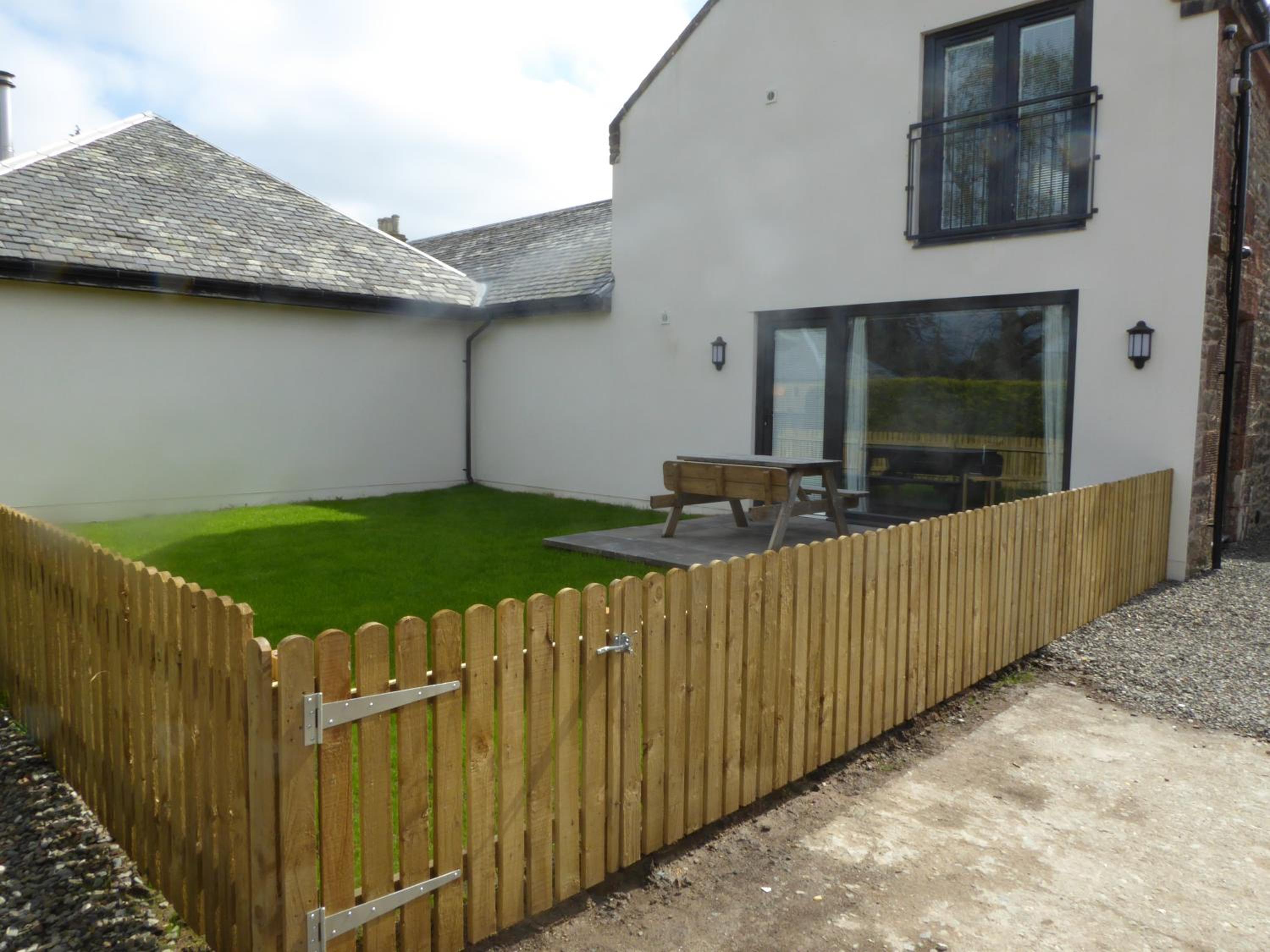 Auchendennan Farm Self Catering Cottages