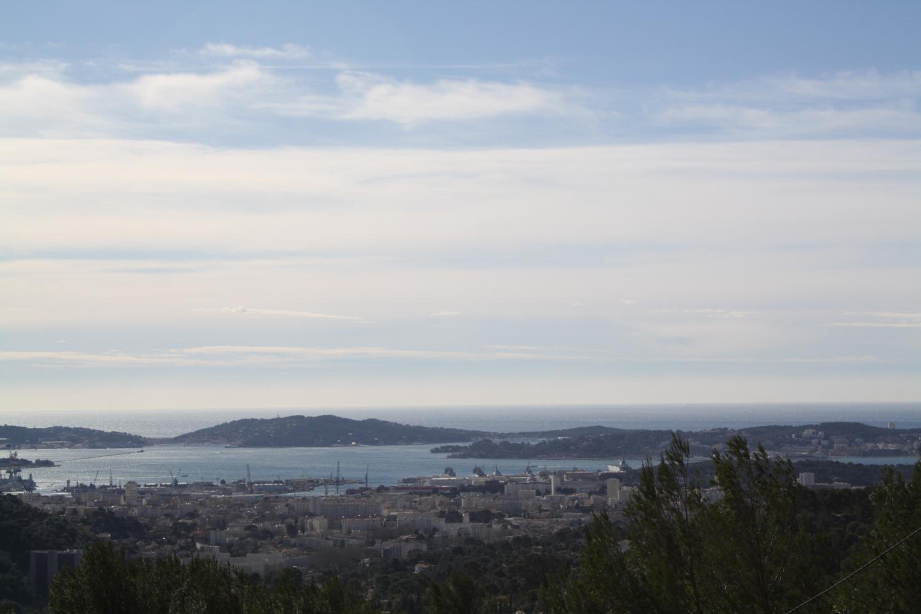 LA PARENTHESE AMOUREUSE view 4
