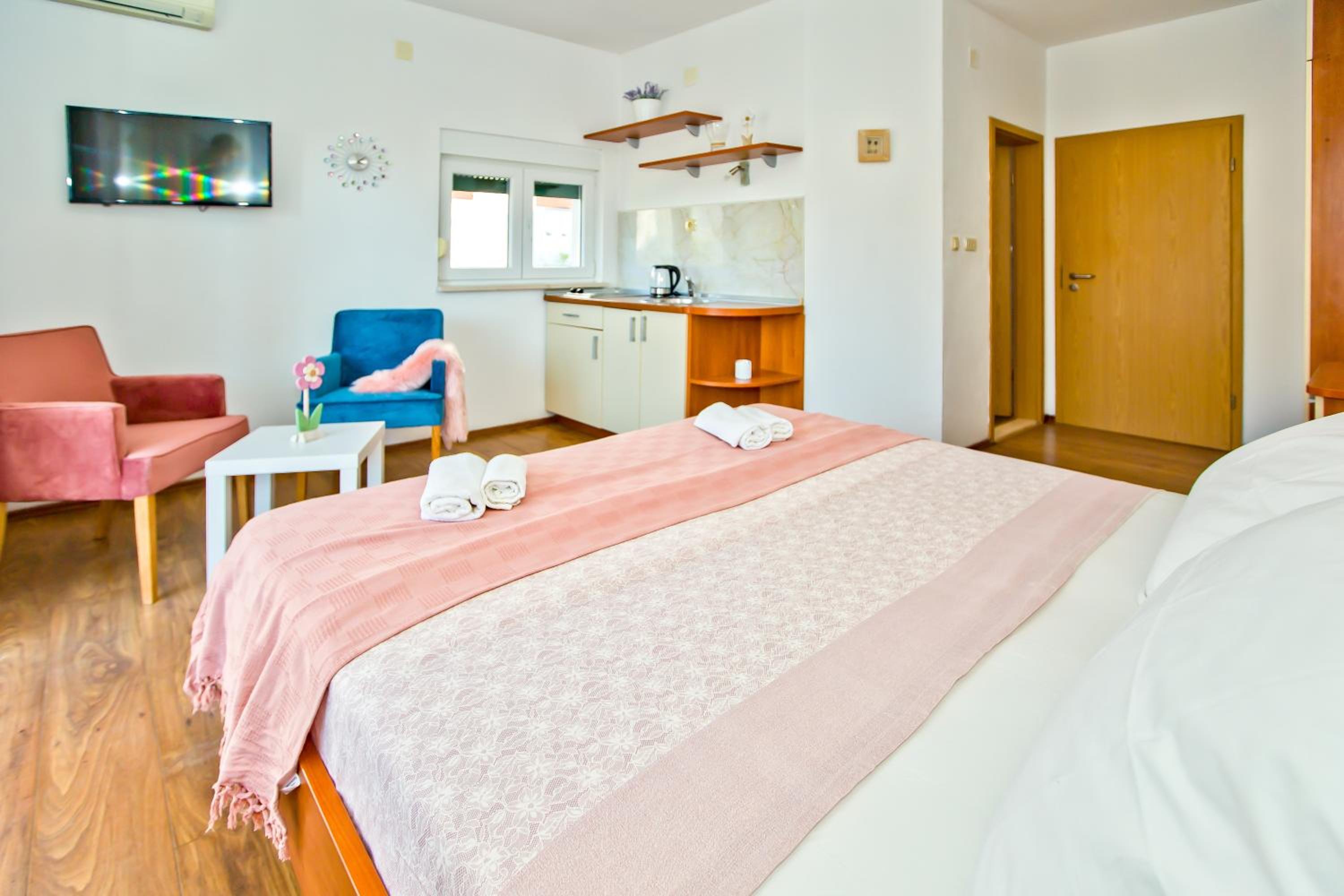 Apartments Bubalo en Hvar — hotel room