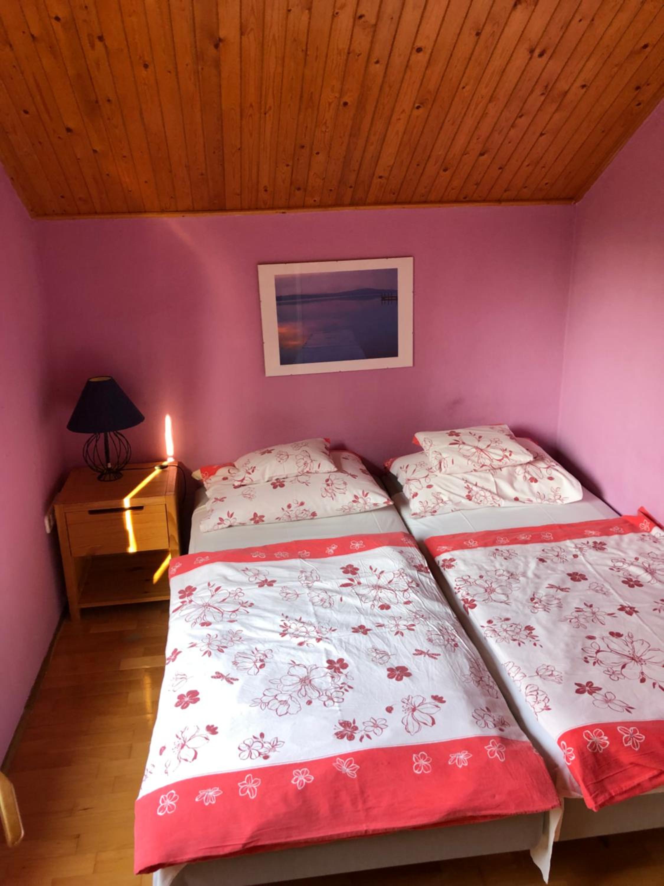 Tieffapartmanház Balatonszárszó