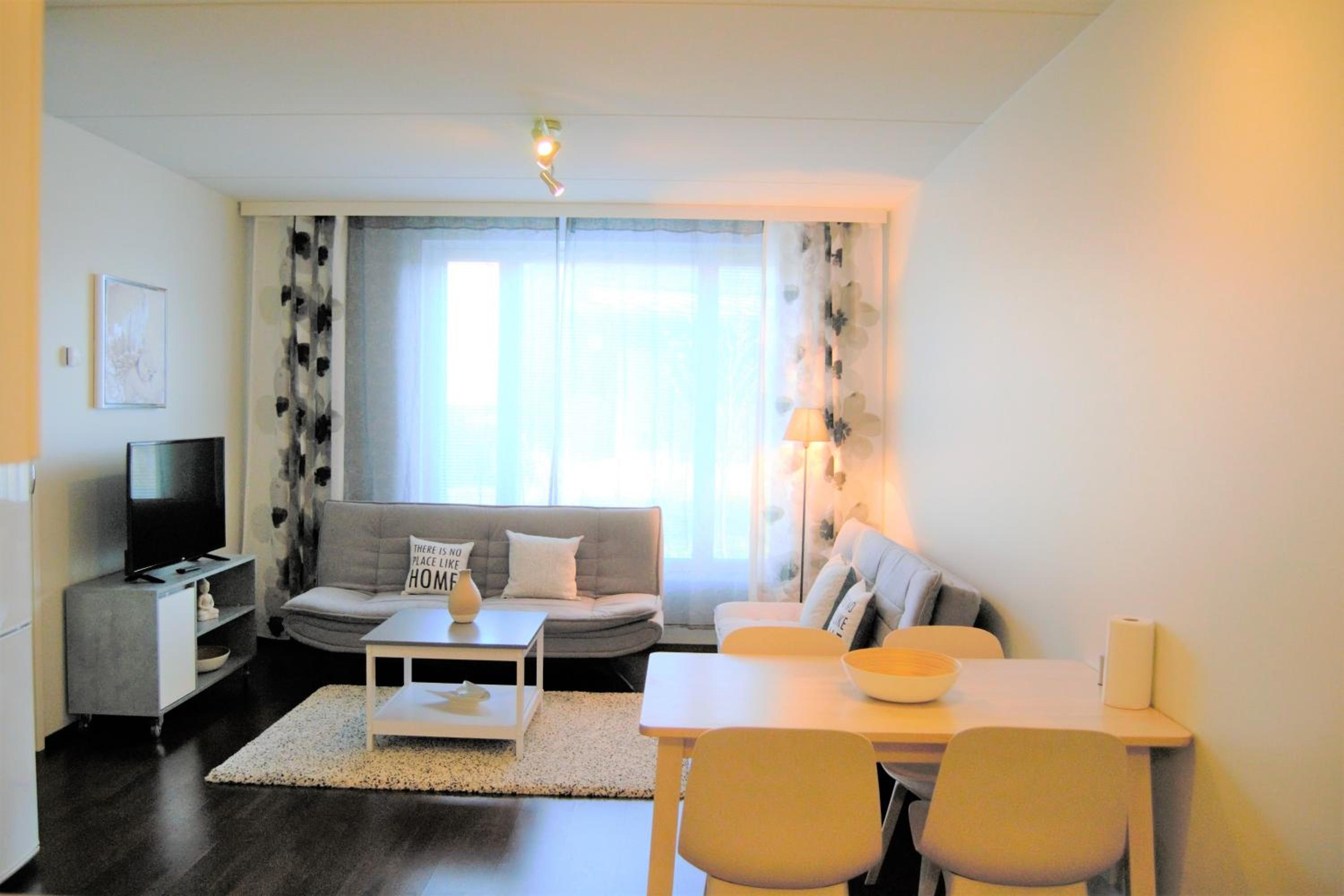 Galaxy Apartments Airport view 5