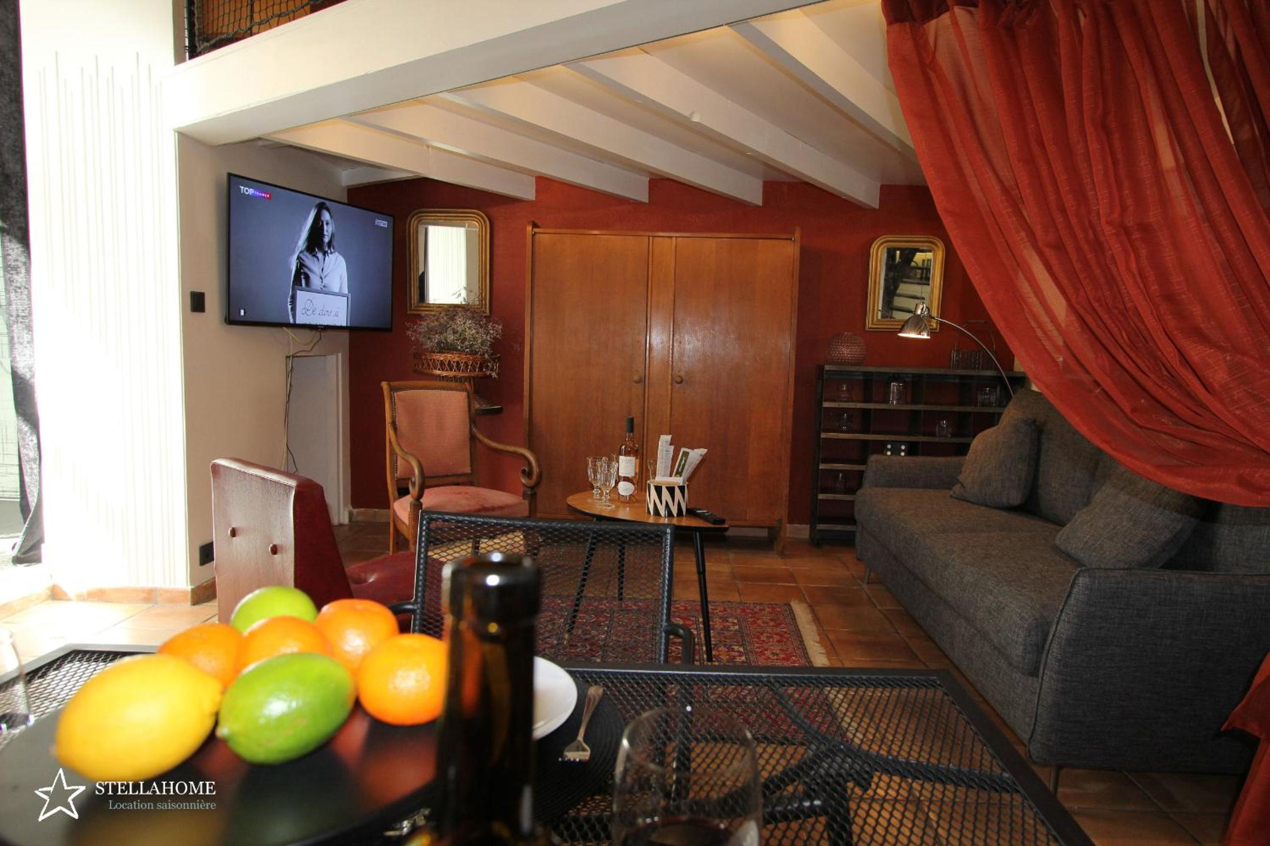StellaHome - La petite cour view 2