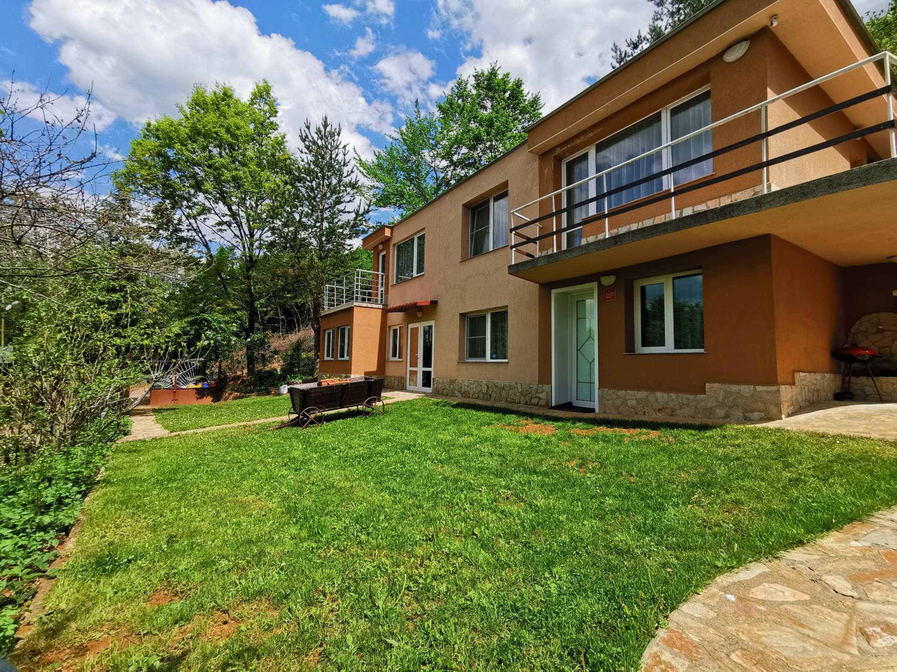 Villa Aqua