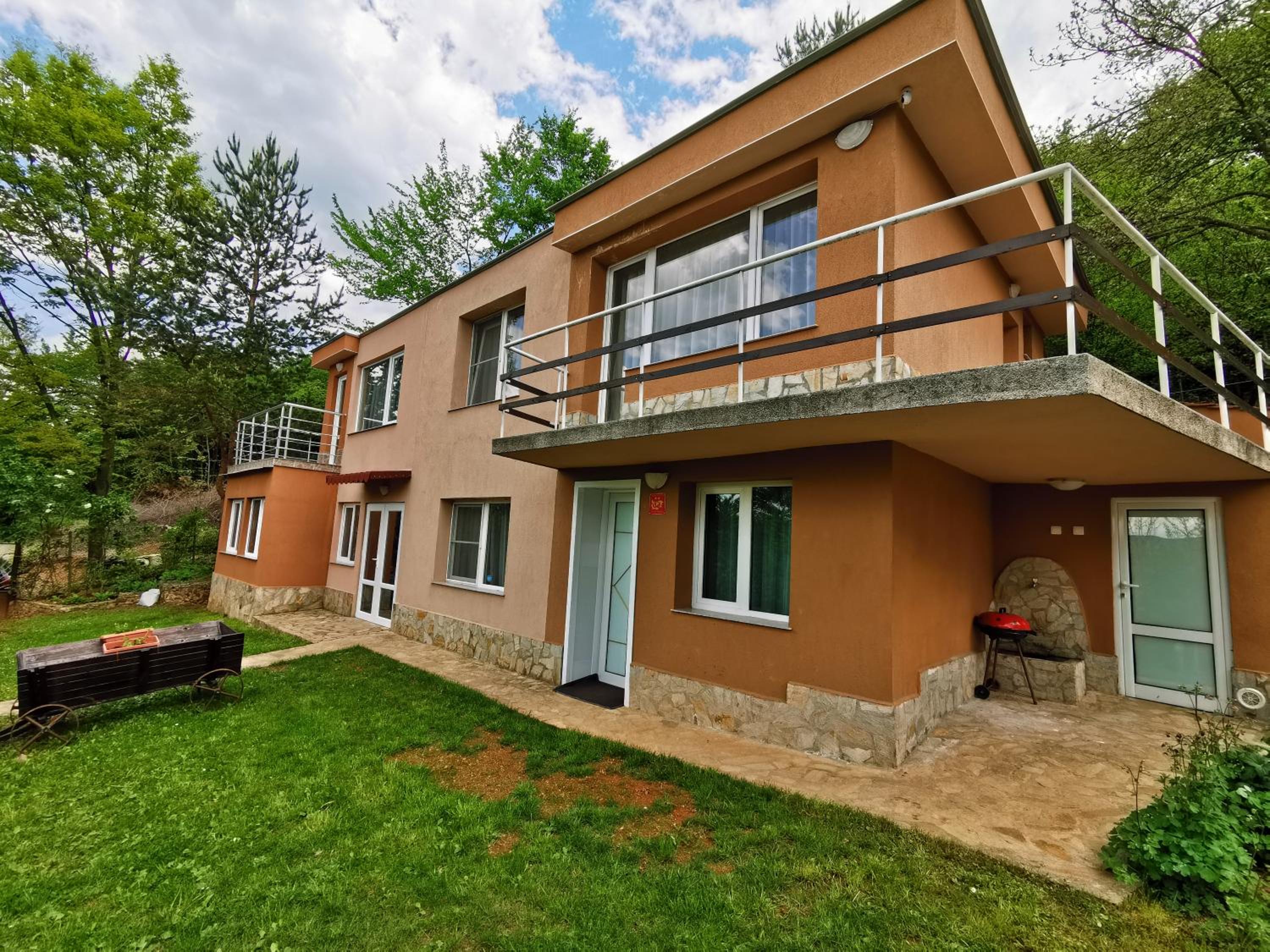 Villa Aqua